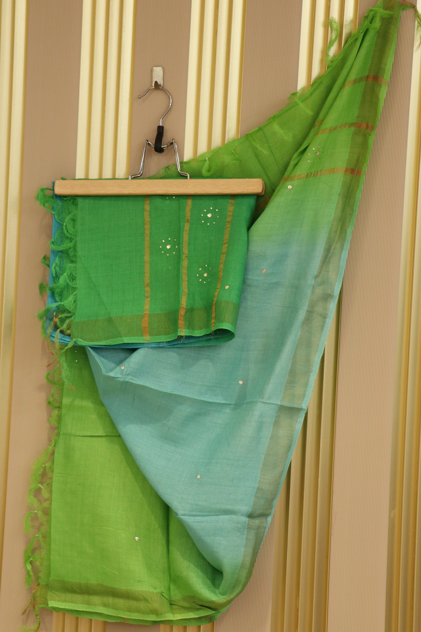 Pure munga silk handworked with mukaish/kamdani 4d dupattas