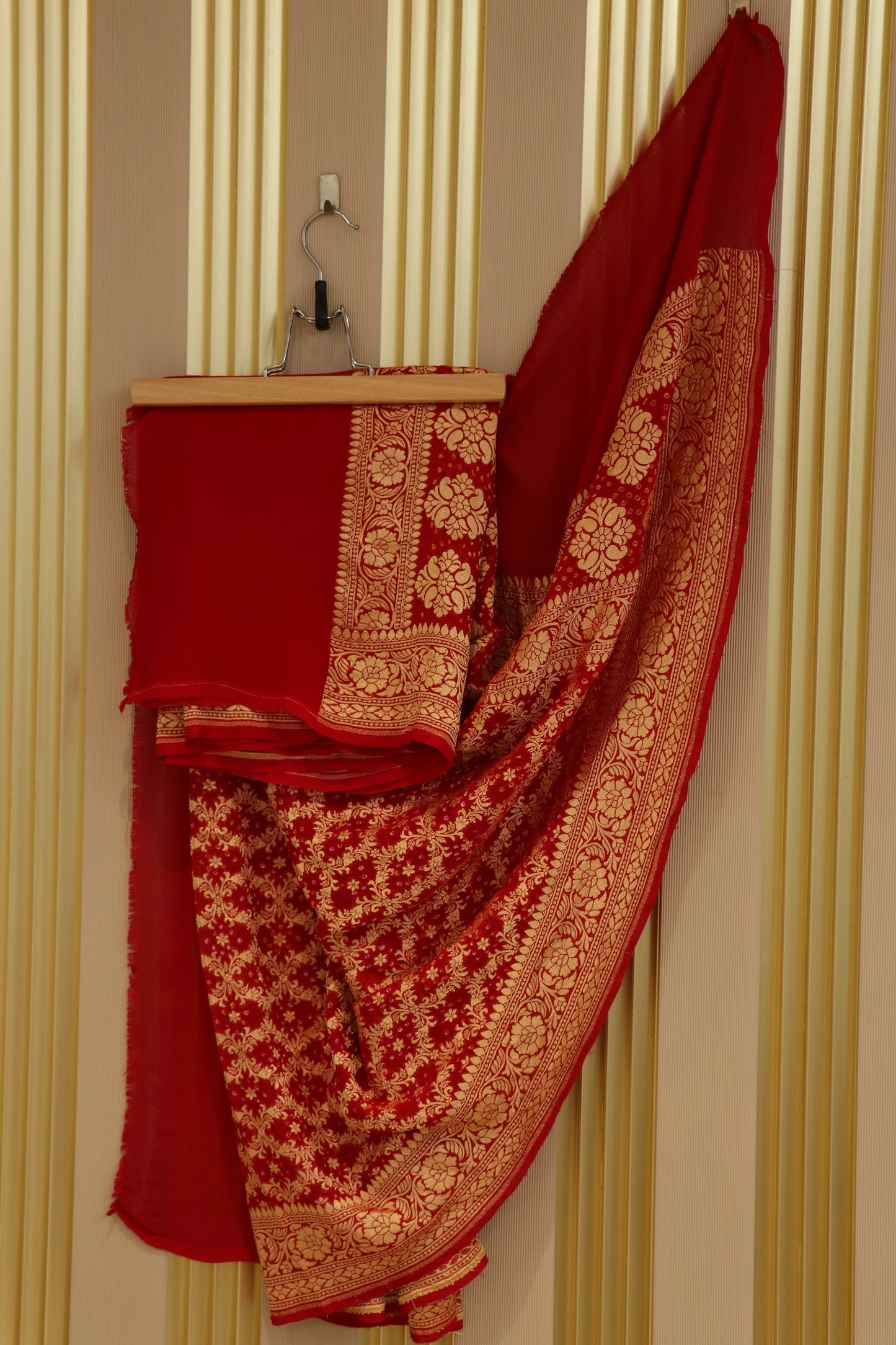 Pure bandhani banarasi brocade weaved gorgette dupattas