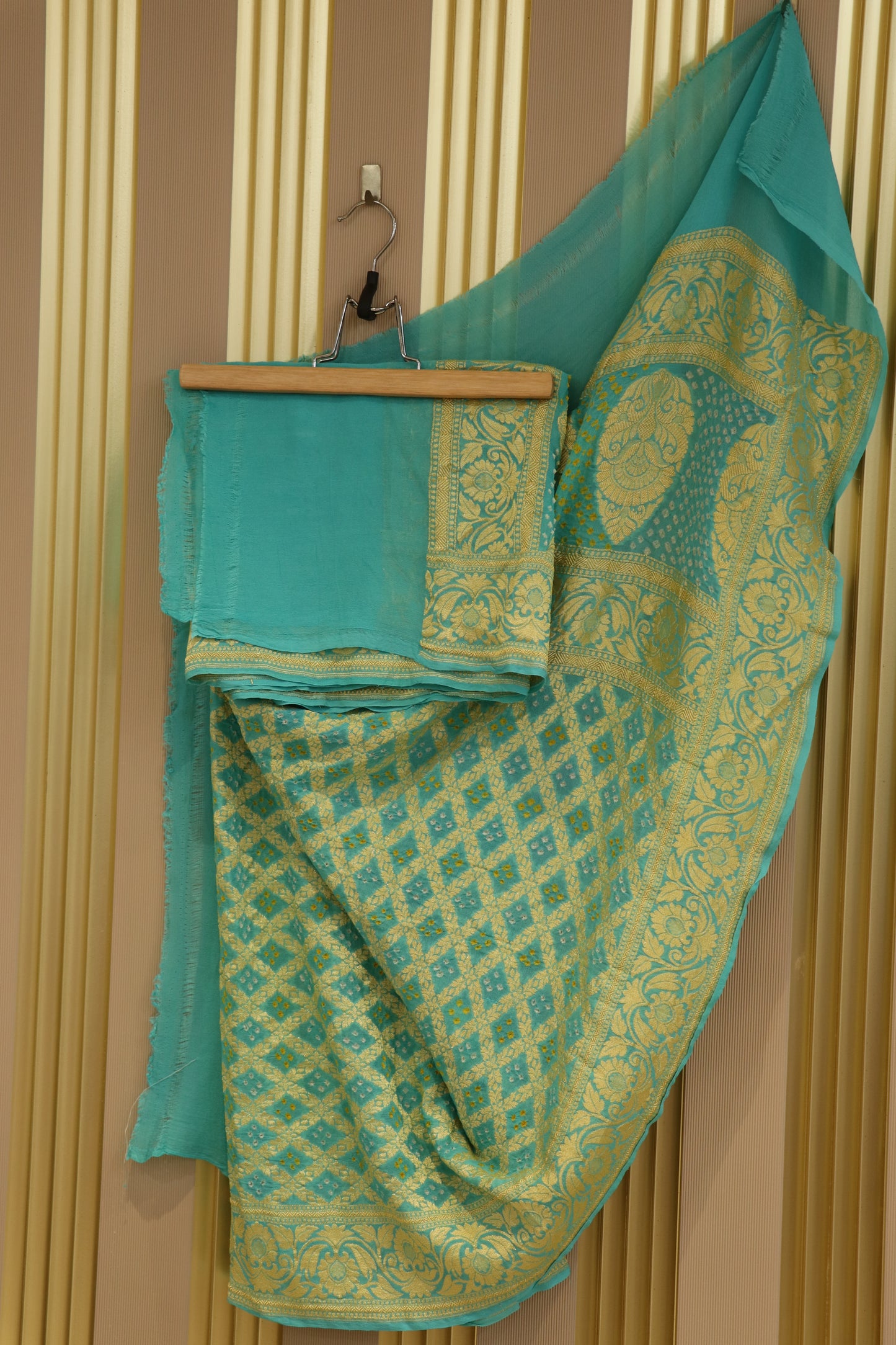 Pure bandhani banarasi brocade weaved gorgette dupattas