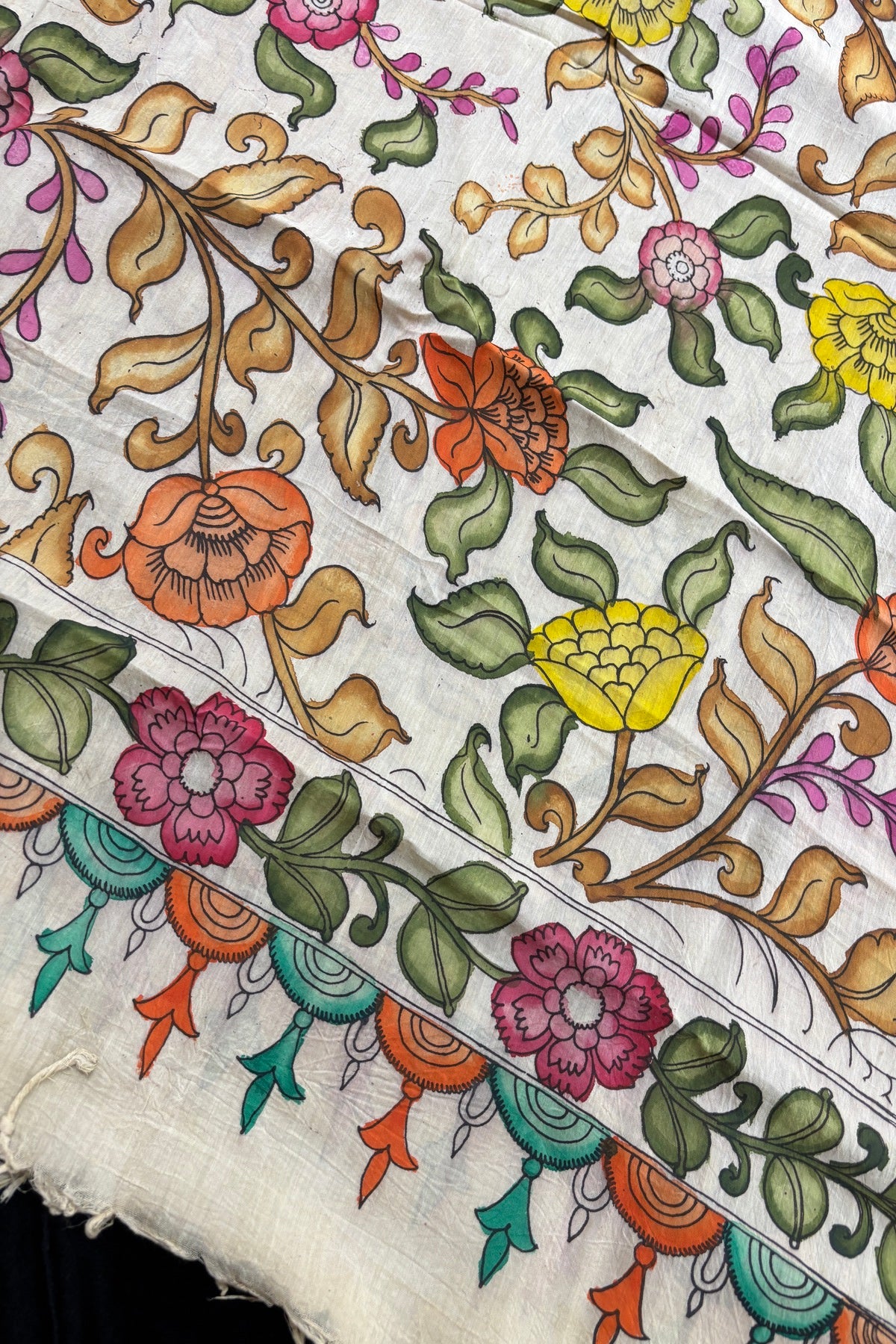 Ivory Color Pure Pen Kalamkari Hand Painted Silk Dupatta With Pink Brocade Border