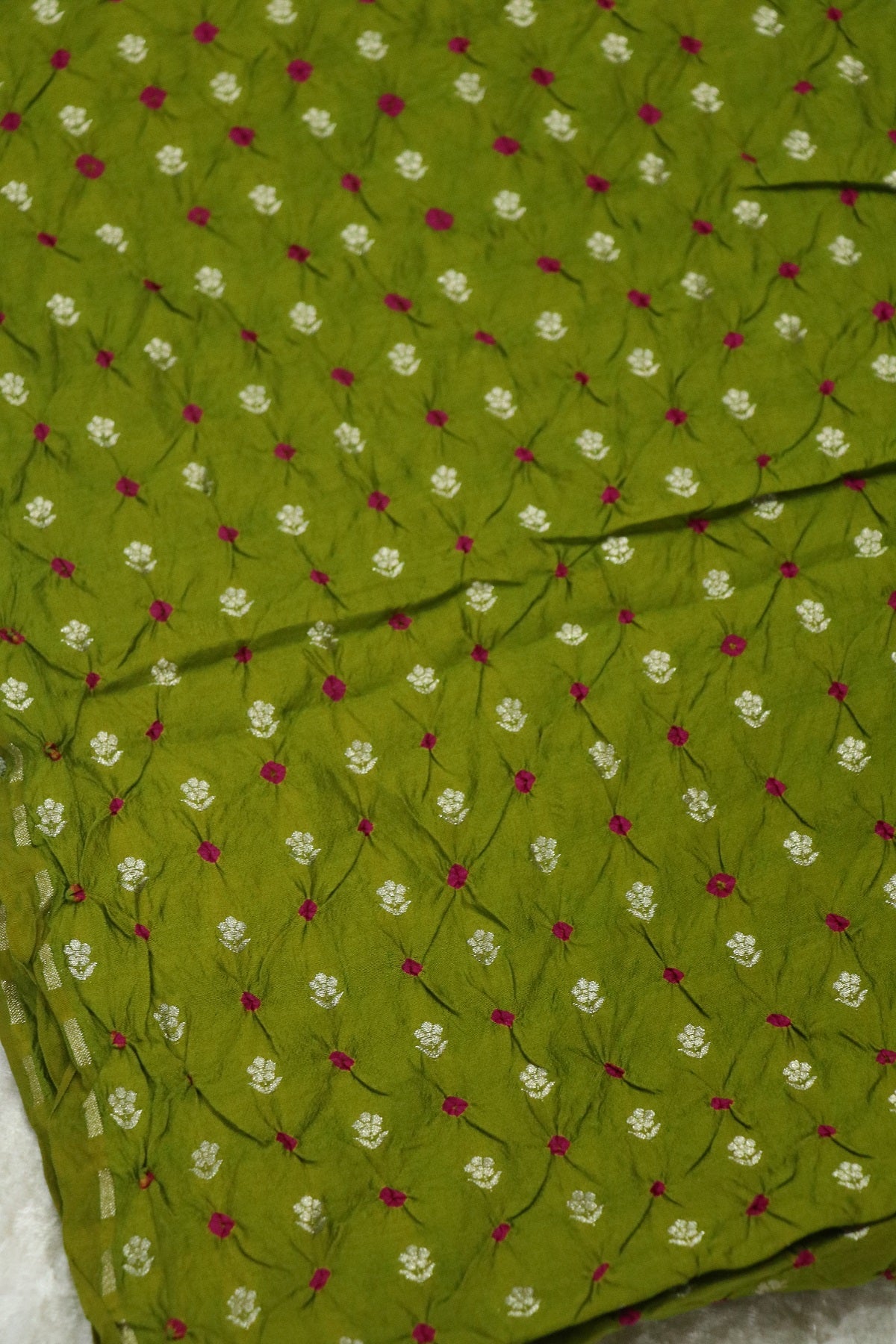 Pure Bandhani Banarasi Chiniya SIlk