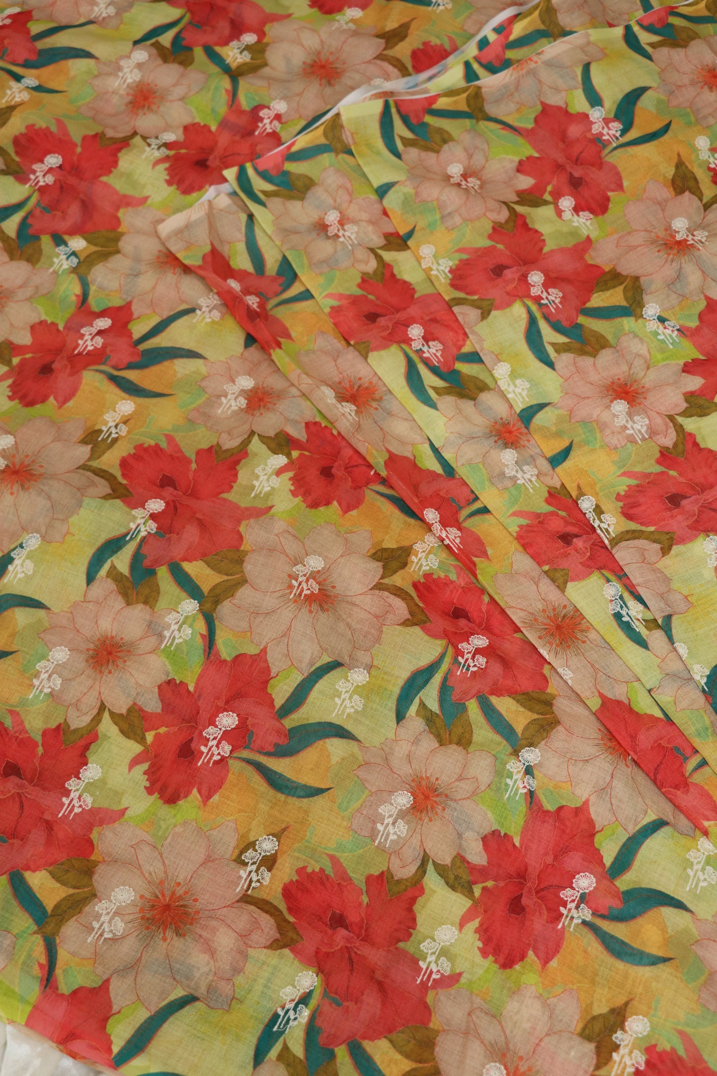 Semi Lenin Dual Shaded Floral & Embroidered Fabric