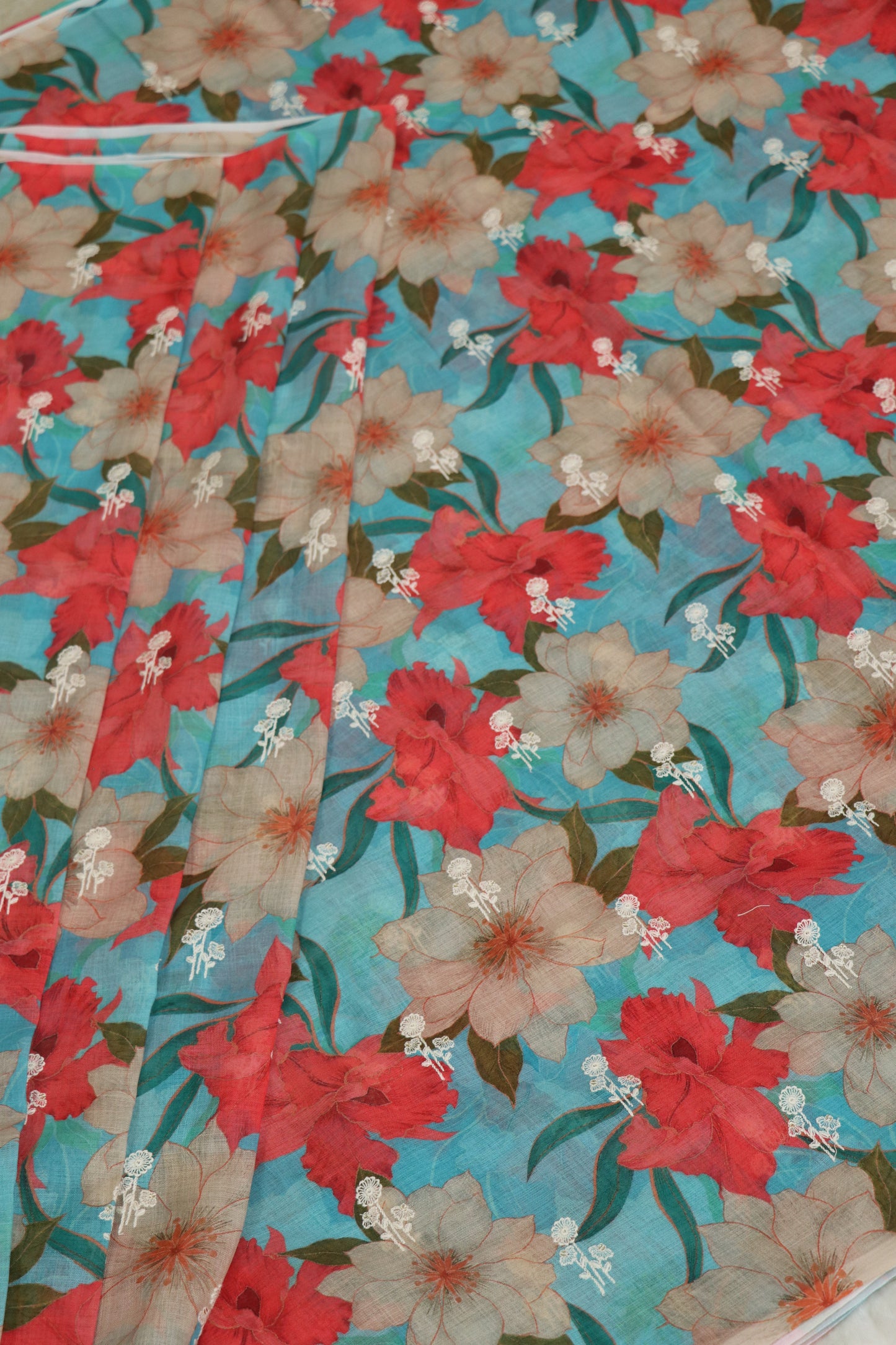 Semi Lenin Dual Shaded Floral & Embroidered Fabric