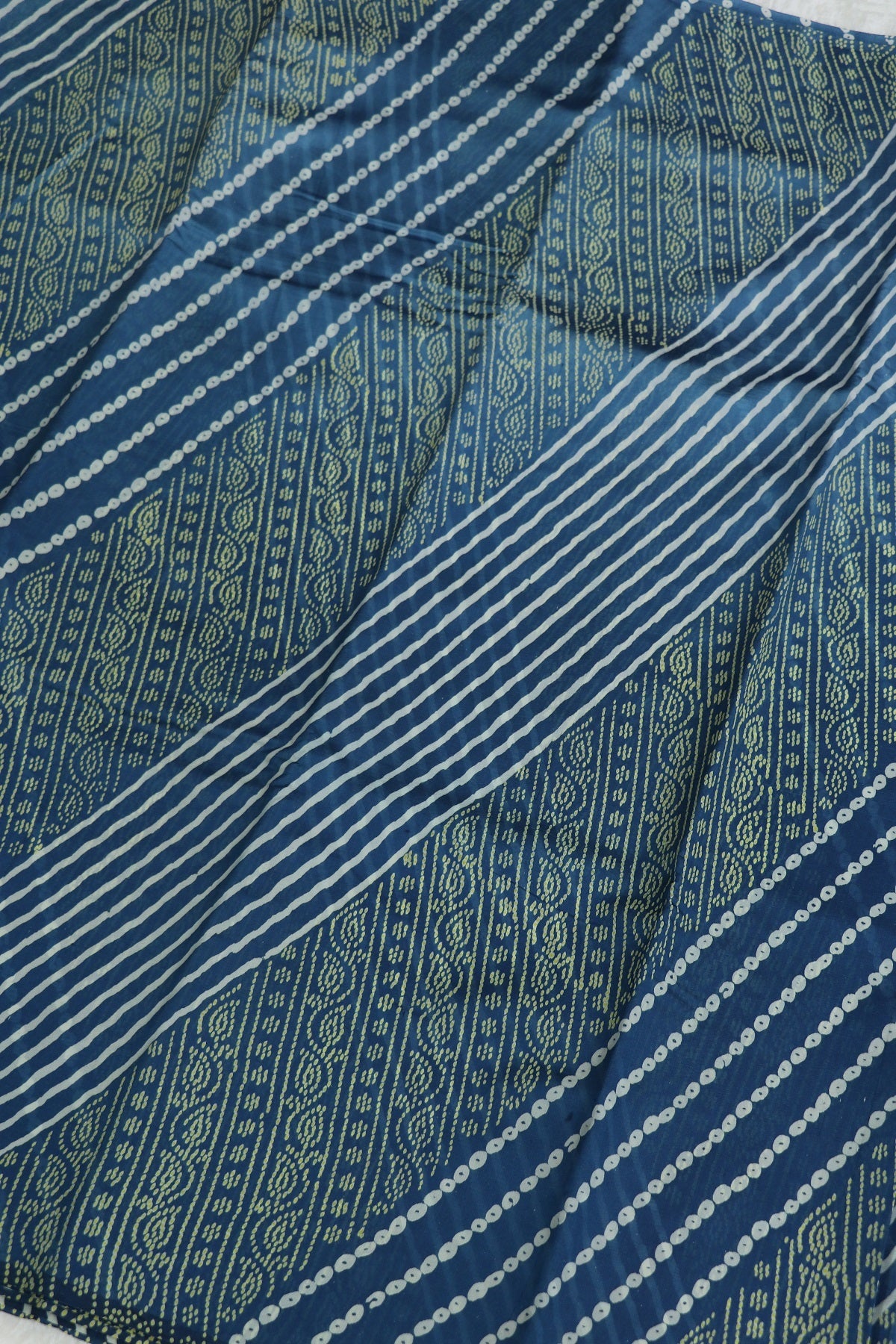 Pure Tussar Bandhani Leheriya & Paisley Printed fabric