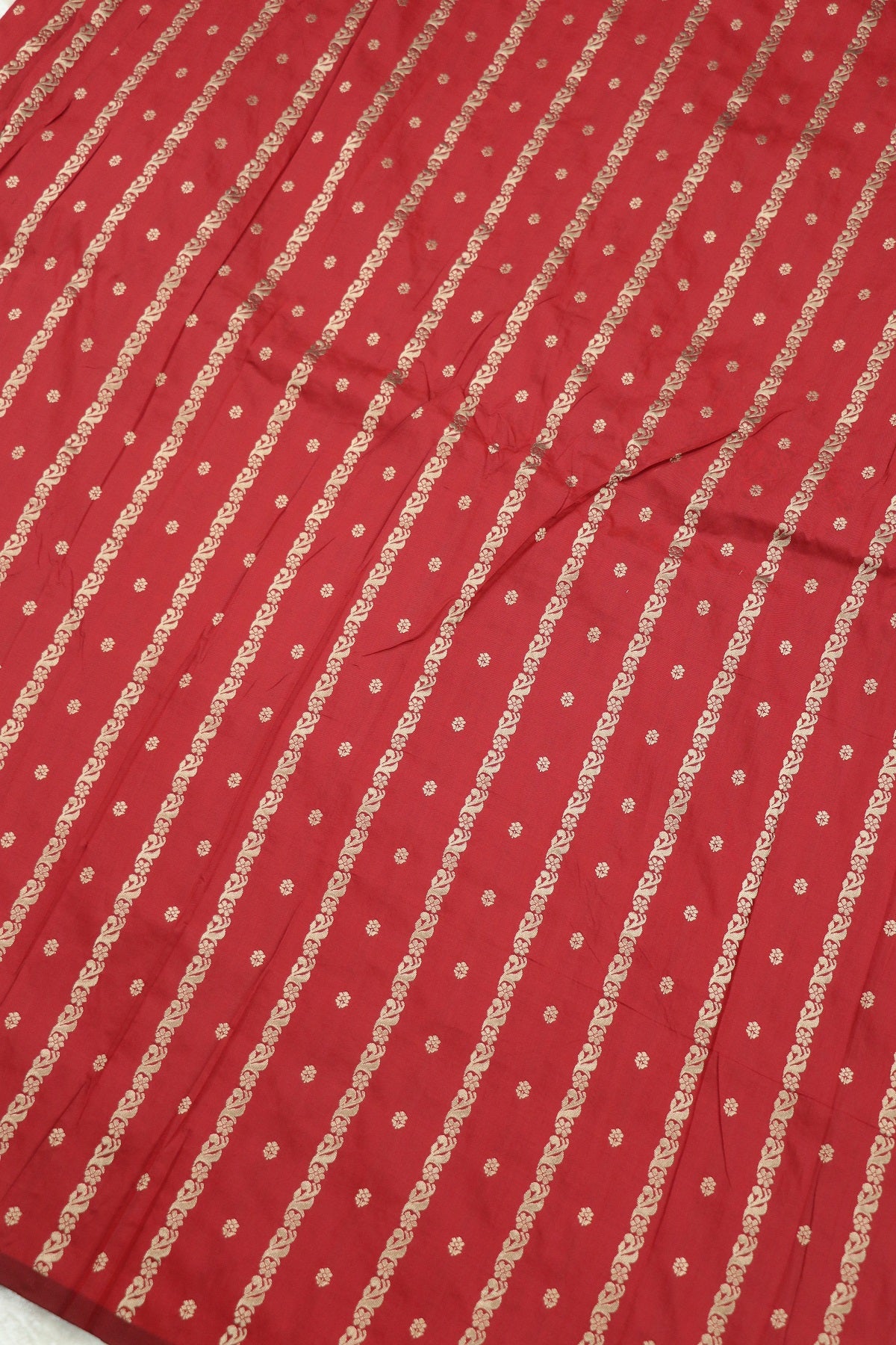 Banaras Floral Butties & Vertical Gold Zari Woven Fabric