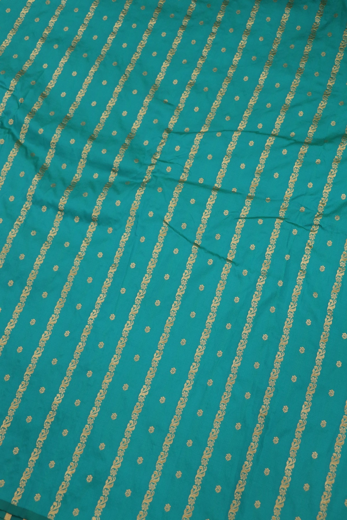 Banaras Floral Butties & Vertical Gold Zari Woven Fabric