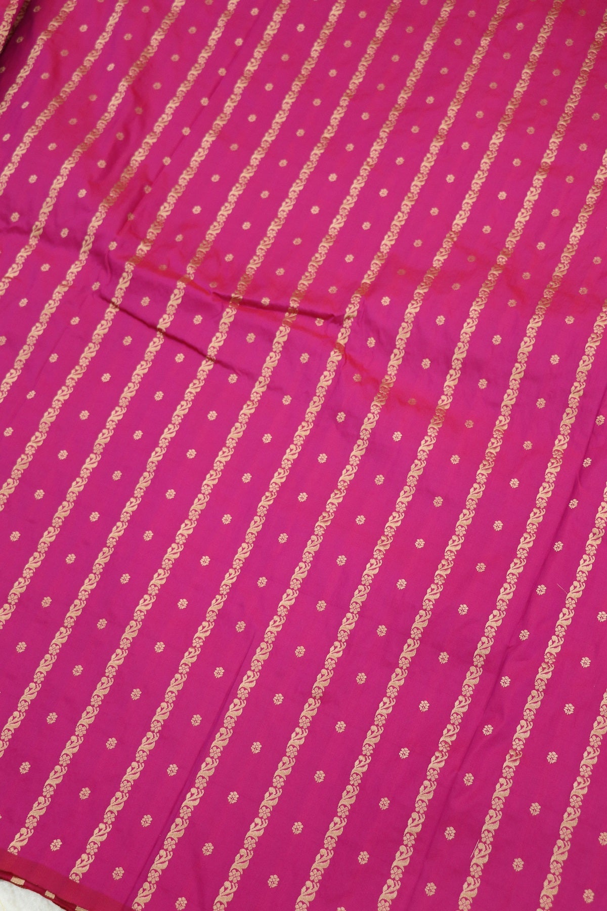 Banaras Floral Butties & Vertical Gold Zari Woven Fabric