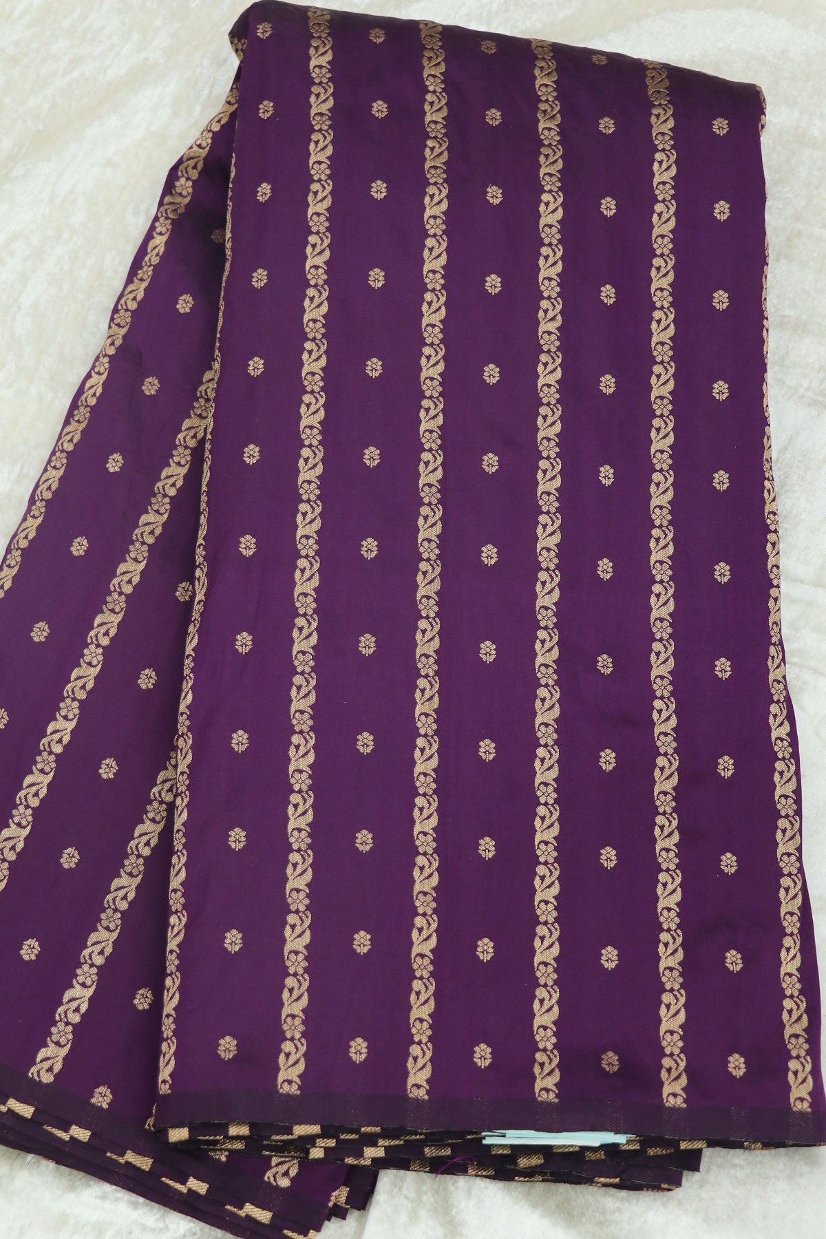 Banaras Floral Butties & Vertical Gold Zari Woven Fabric