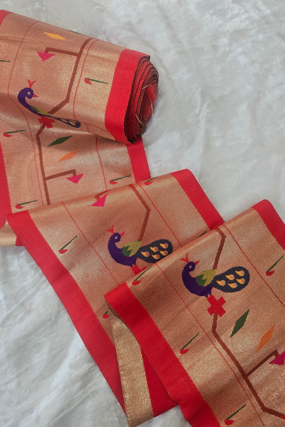 Traditional Parrot Peacock Single Muniya Border (9 Mtrs Bundle)