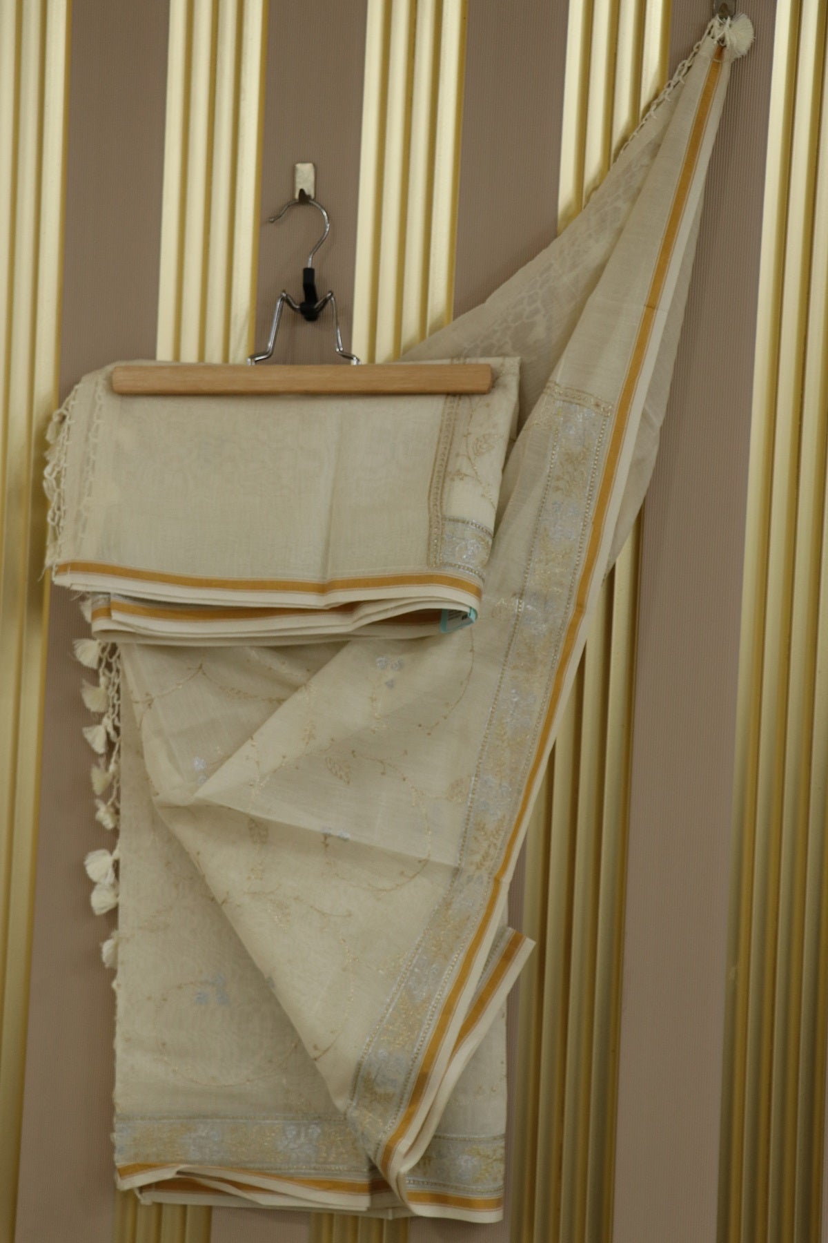 Pure Mul  Chanderi White Dyeable Dupatta With Silver & Gold Zari Embroidered