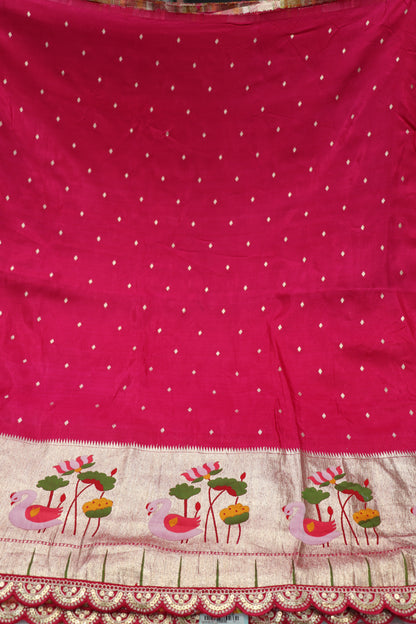 Russian Silk Woven With Pithani Border And Scalop Cutwork Dorie Lace Fabric.