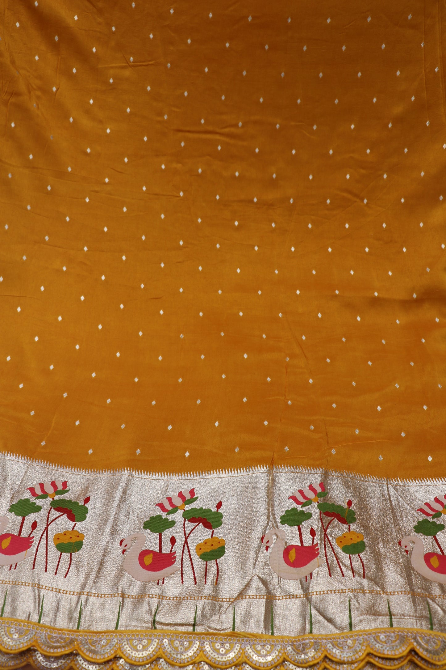 Russian Silk Woven With Pithani Border And Scalop Cutwork Dorie Lace Fabric.