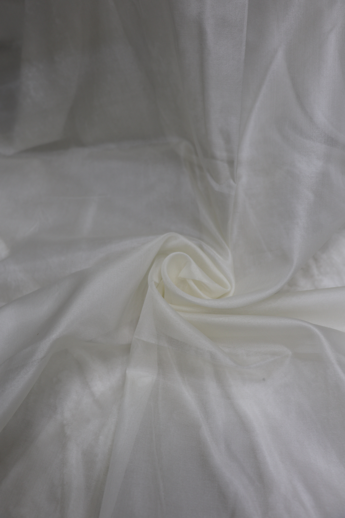 4/4 Pure Organza White Dyeable Fabric