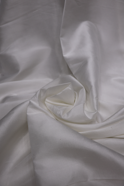 80 Gms Falling Rawsilk White Dyeable Fabric