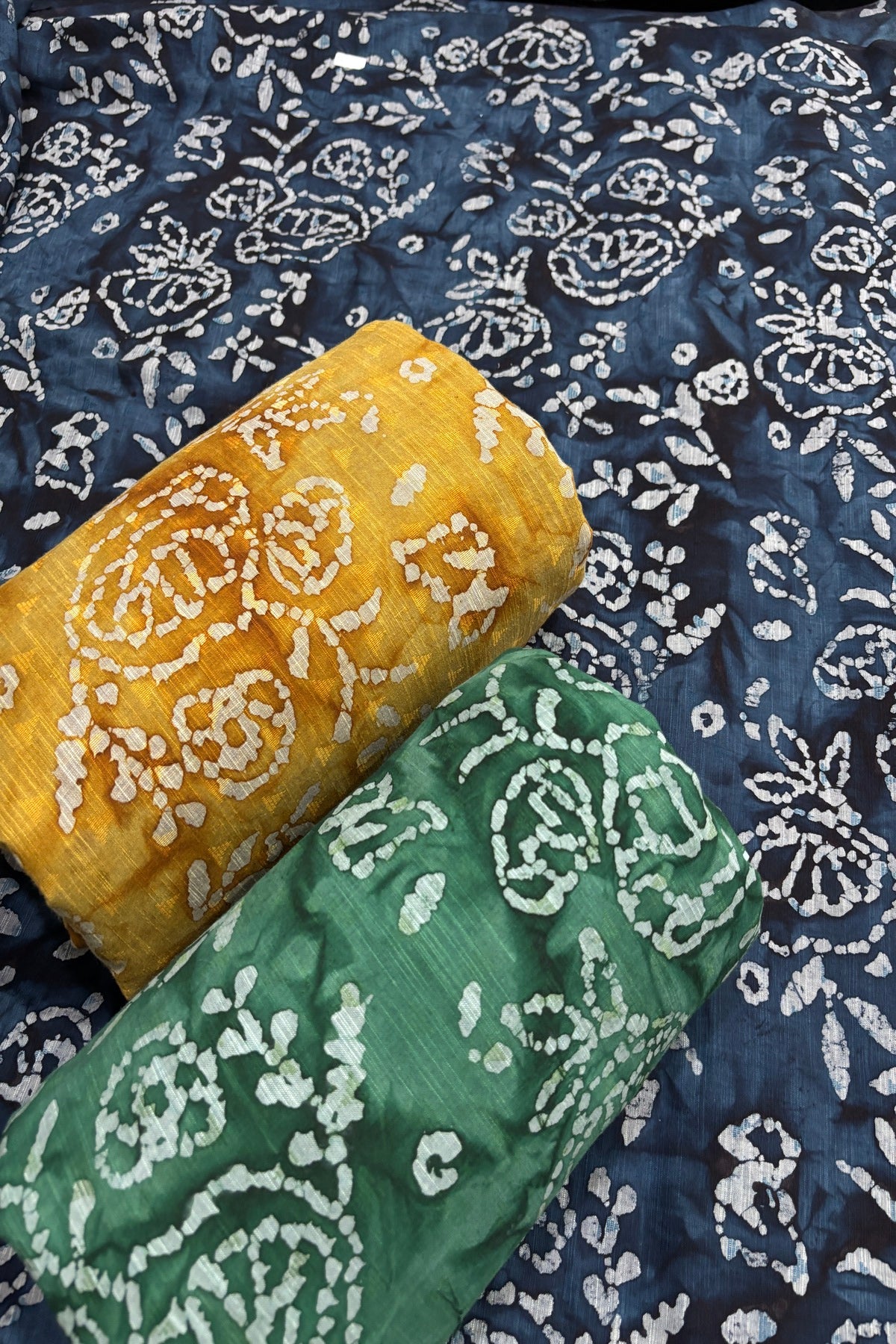 Twin Flowers Batik Printed Jacquard Pure Cotton Fabric
