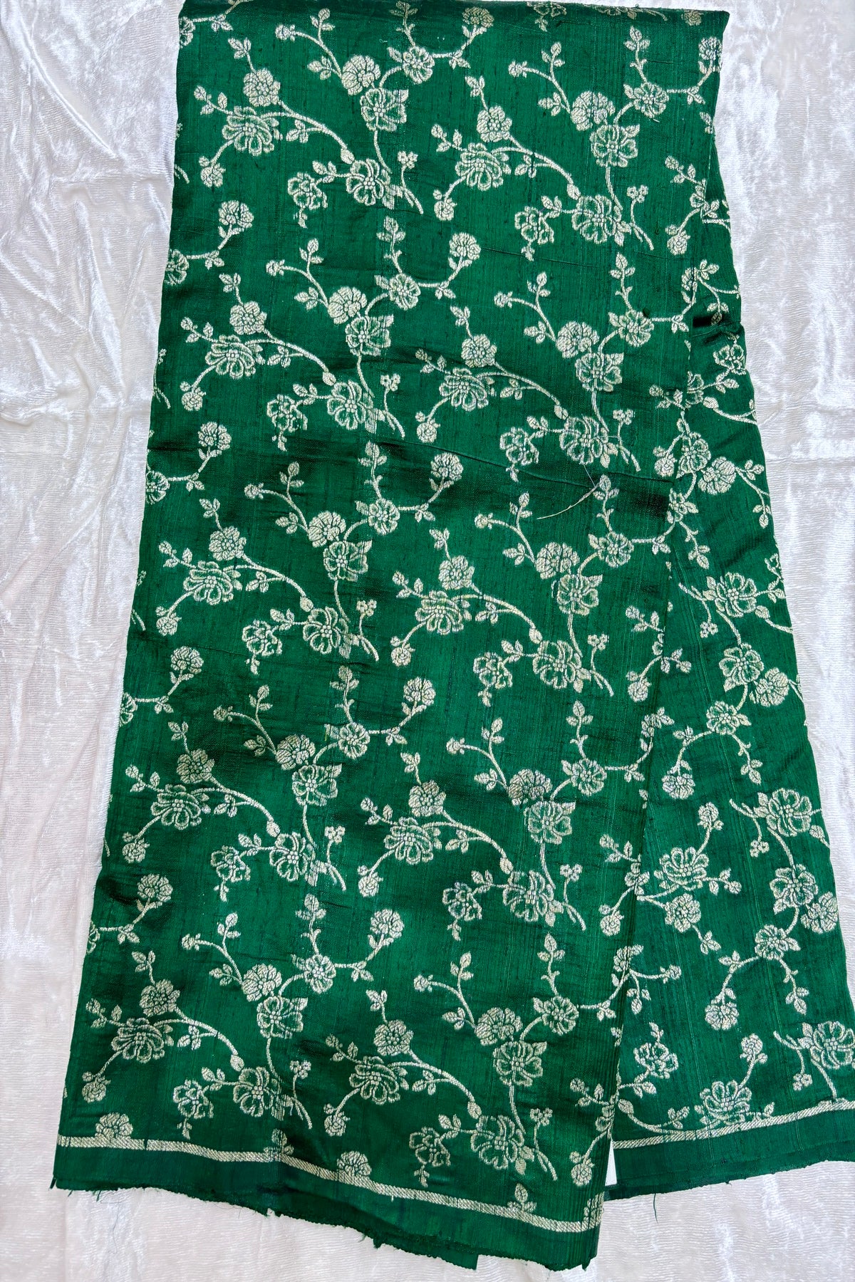 Bell Floral Jaal Banarasi Gold Zari Woven Pure Rawsilk Fabric