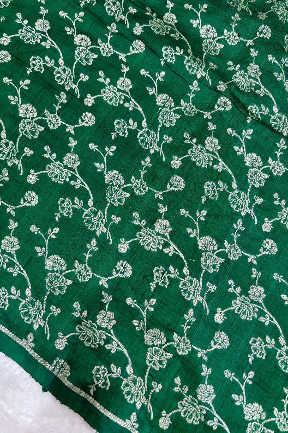 Bell Floral Jaal Banarasi Gold Zari Woven Pure Rawsilk Fabric
