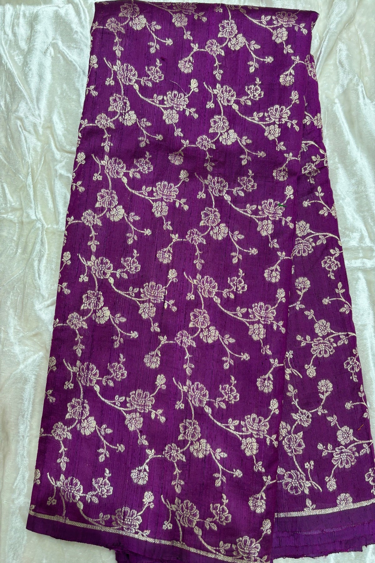 Bell Floral Jaal Banarasi Gold Zari Woven Pure Rawsilk Fabric