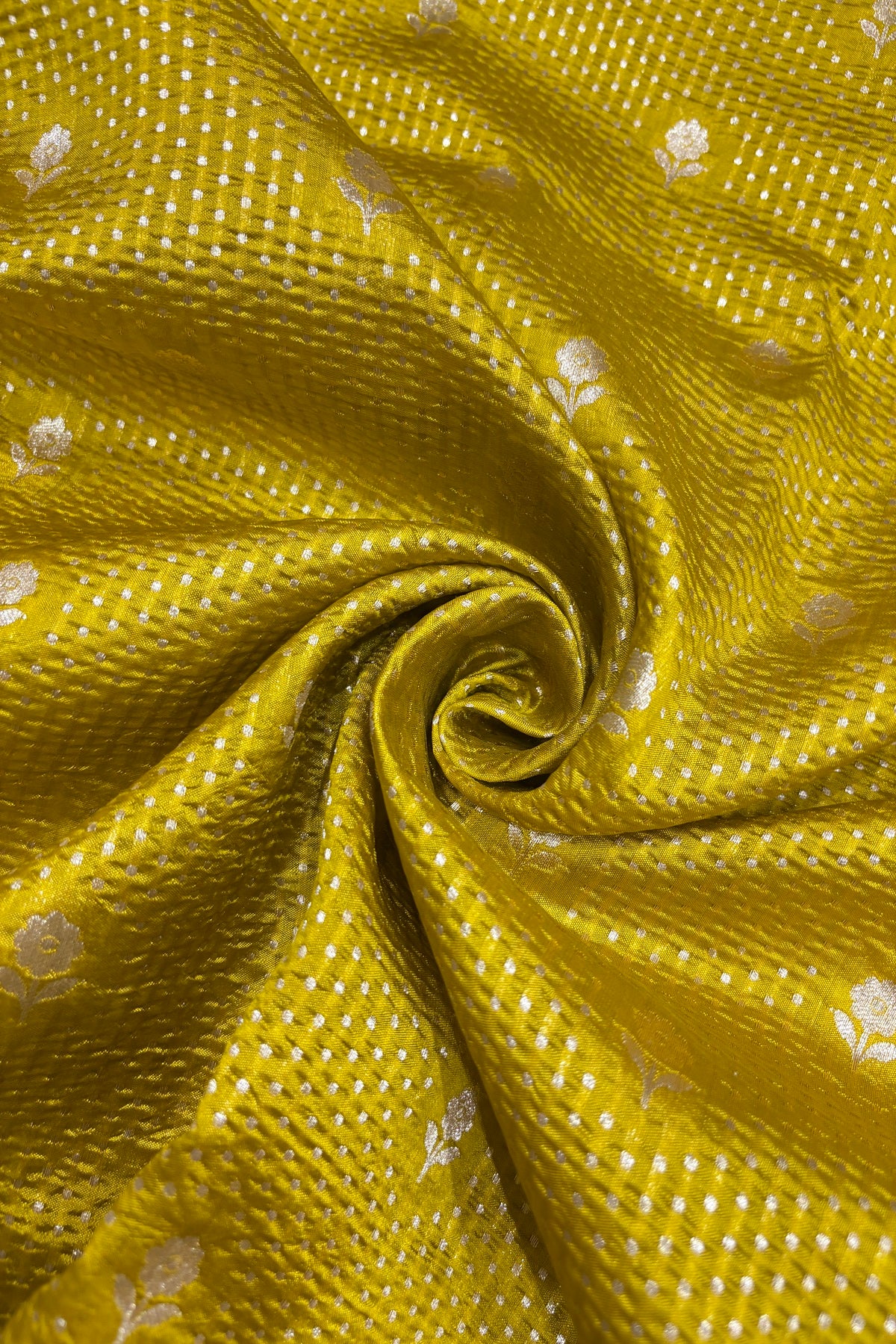 Floral Springs With Miniature Zari Woven Pure Banaras Silk Fabric