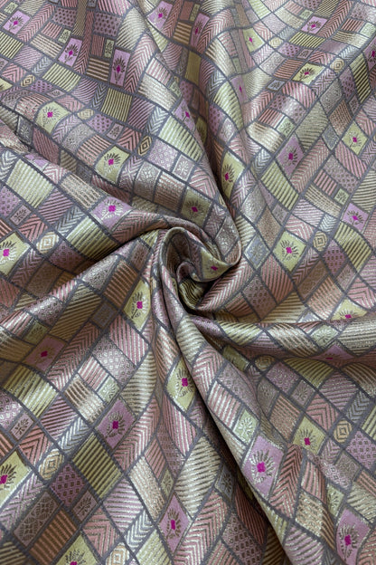 Geometric Rangkat Design Infused Meenakari Flower Motifs On Pure Chiniya Banaras Fabric