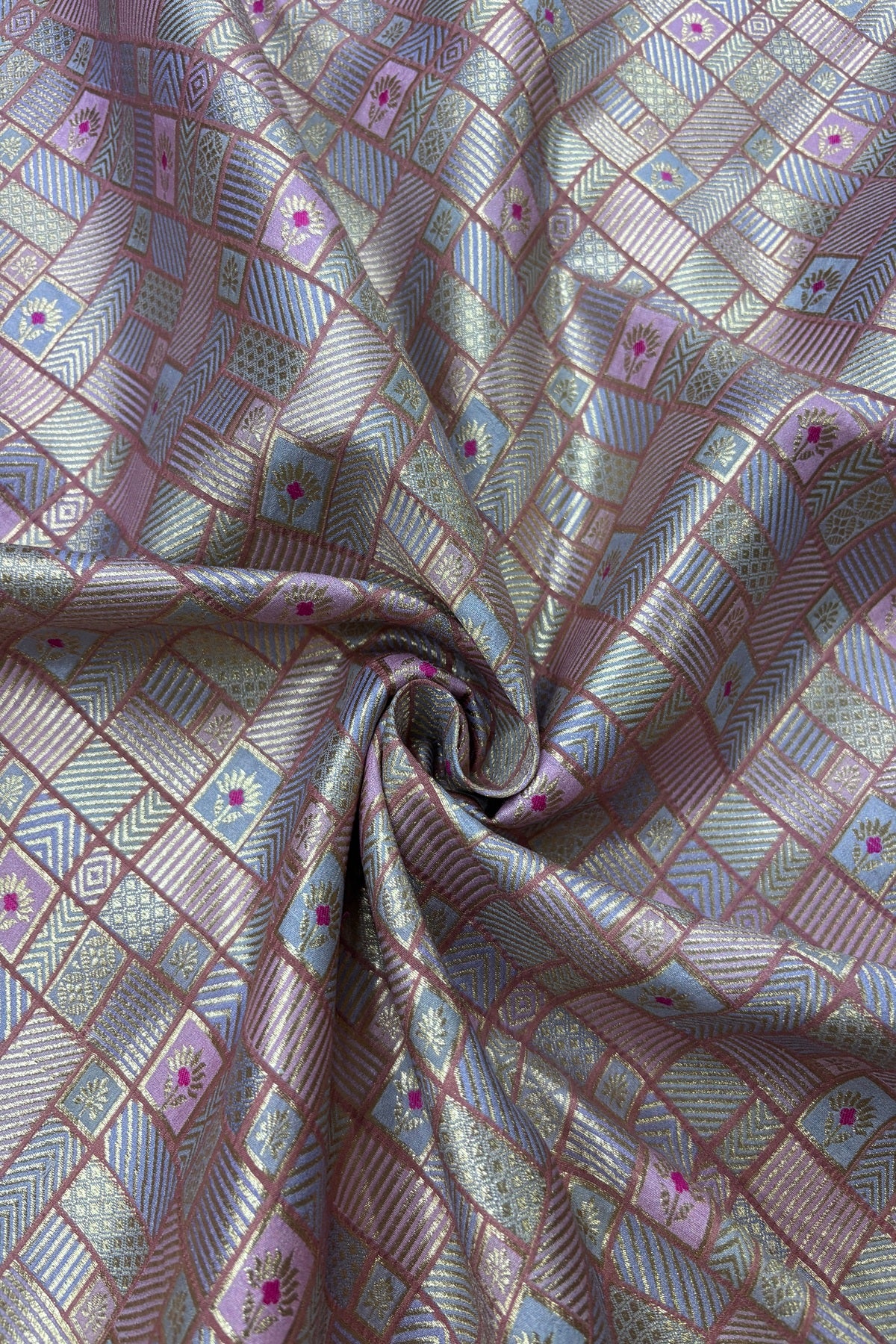 Geometric Rangkat Design Infused Meenakari Flower Motifs On Pure Chiniya Banaras Fabric