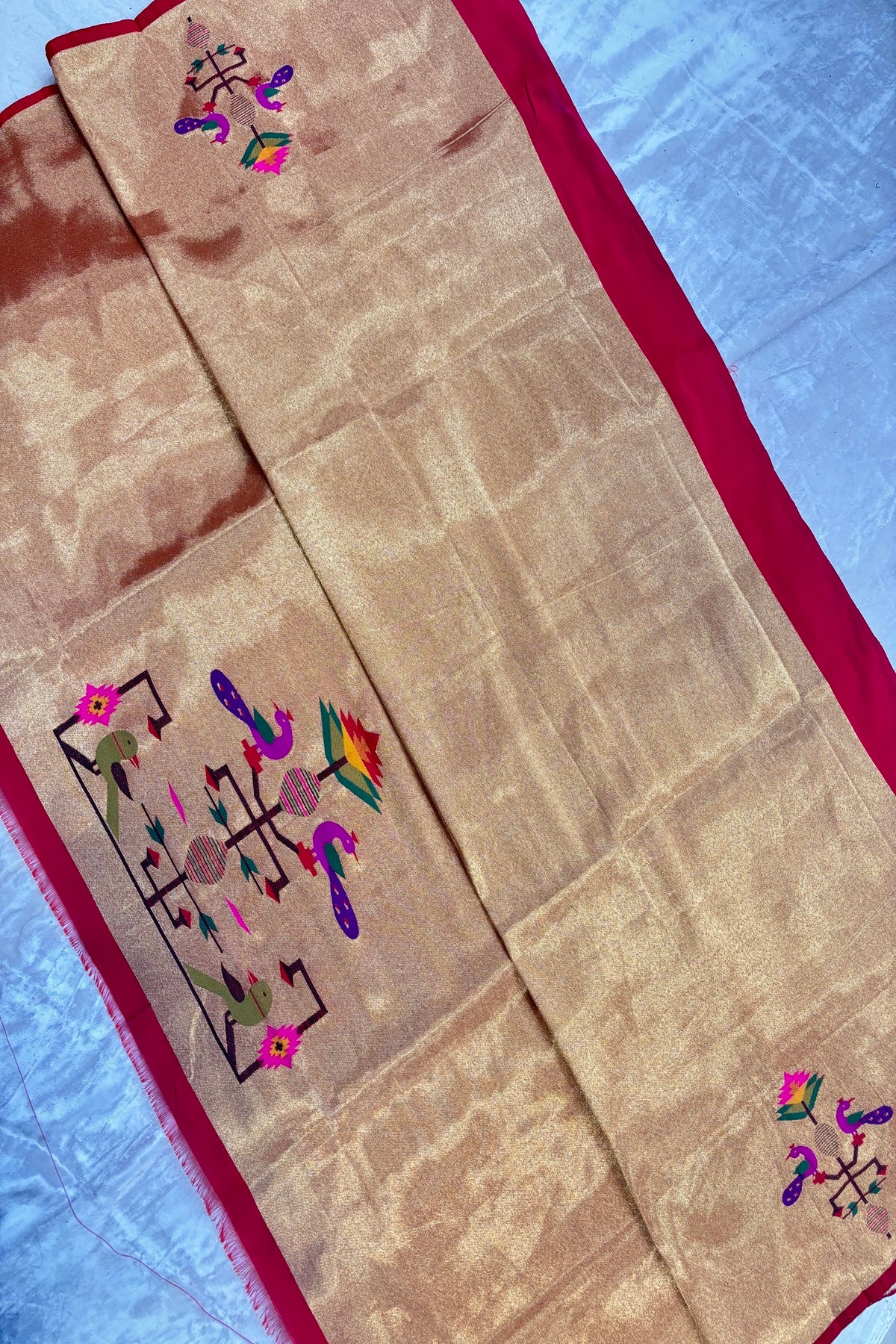 Traditional Mor Poppat Floral Bunch Paithani Woven Blouse Fabric (1 Mtr Cut)