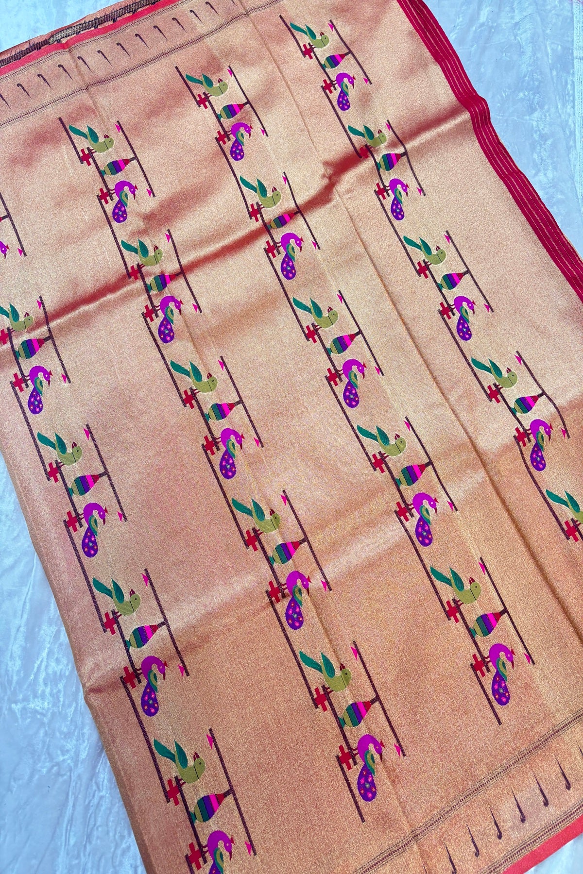 Traditional Mor Poppat Paithani Woven Fabric With Single Muniya Border