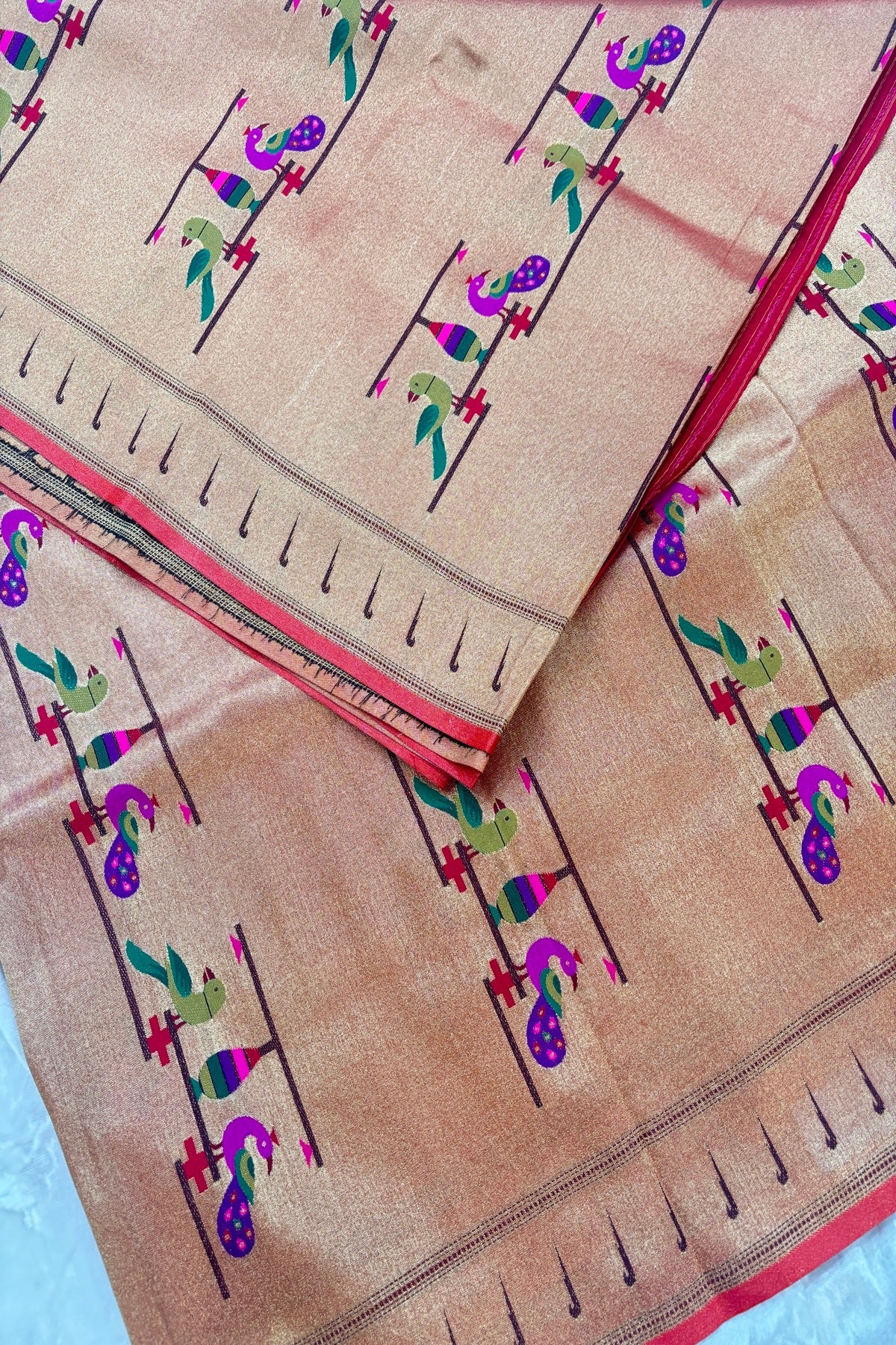 Traditional Mor Poppat Paithani Woven Fabric With Single Muniya Border