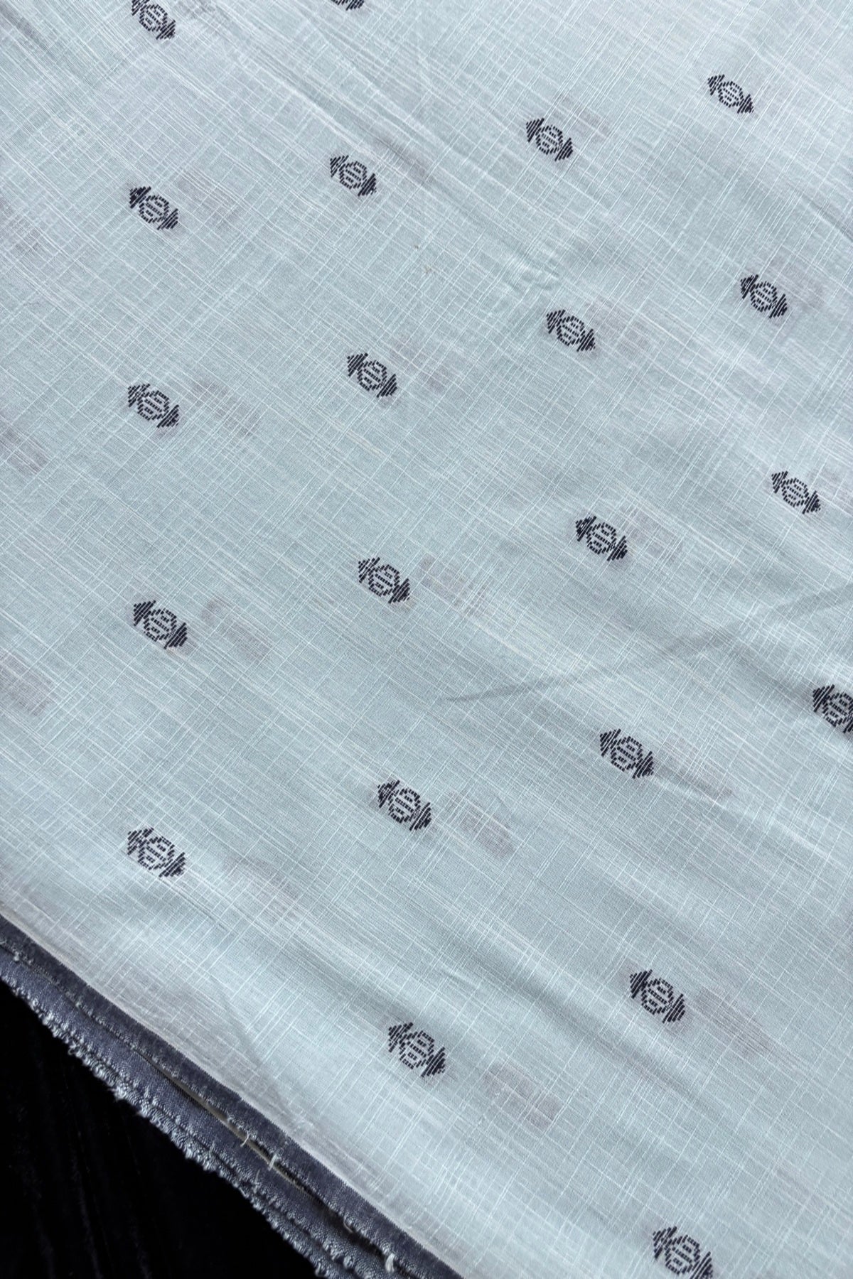 Jhamdani Motifs Thread Woven Pure Cotton Fabric