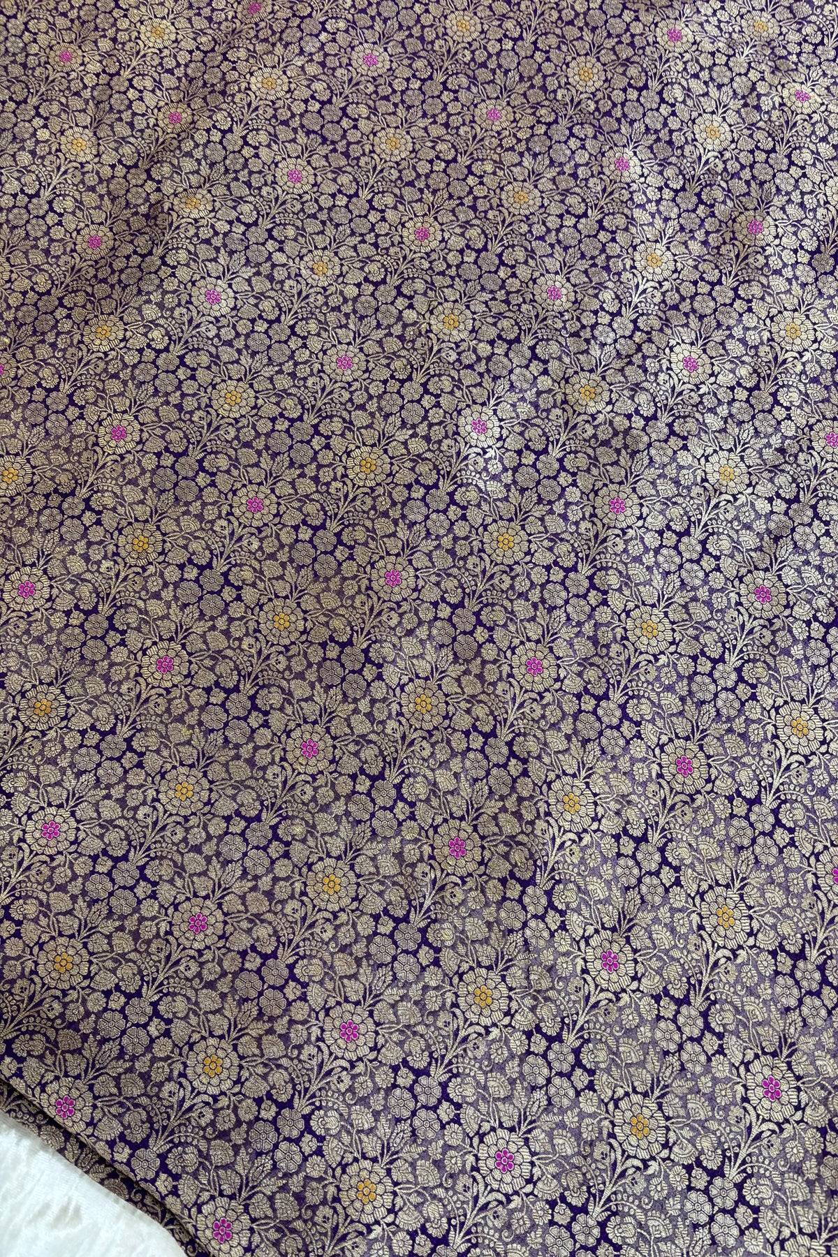 Gold Floral Jaal With Meenakari Pure Woven Banaras Fabric