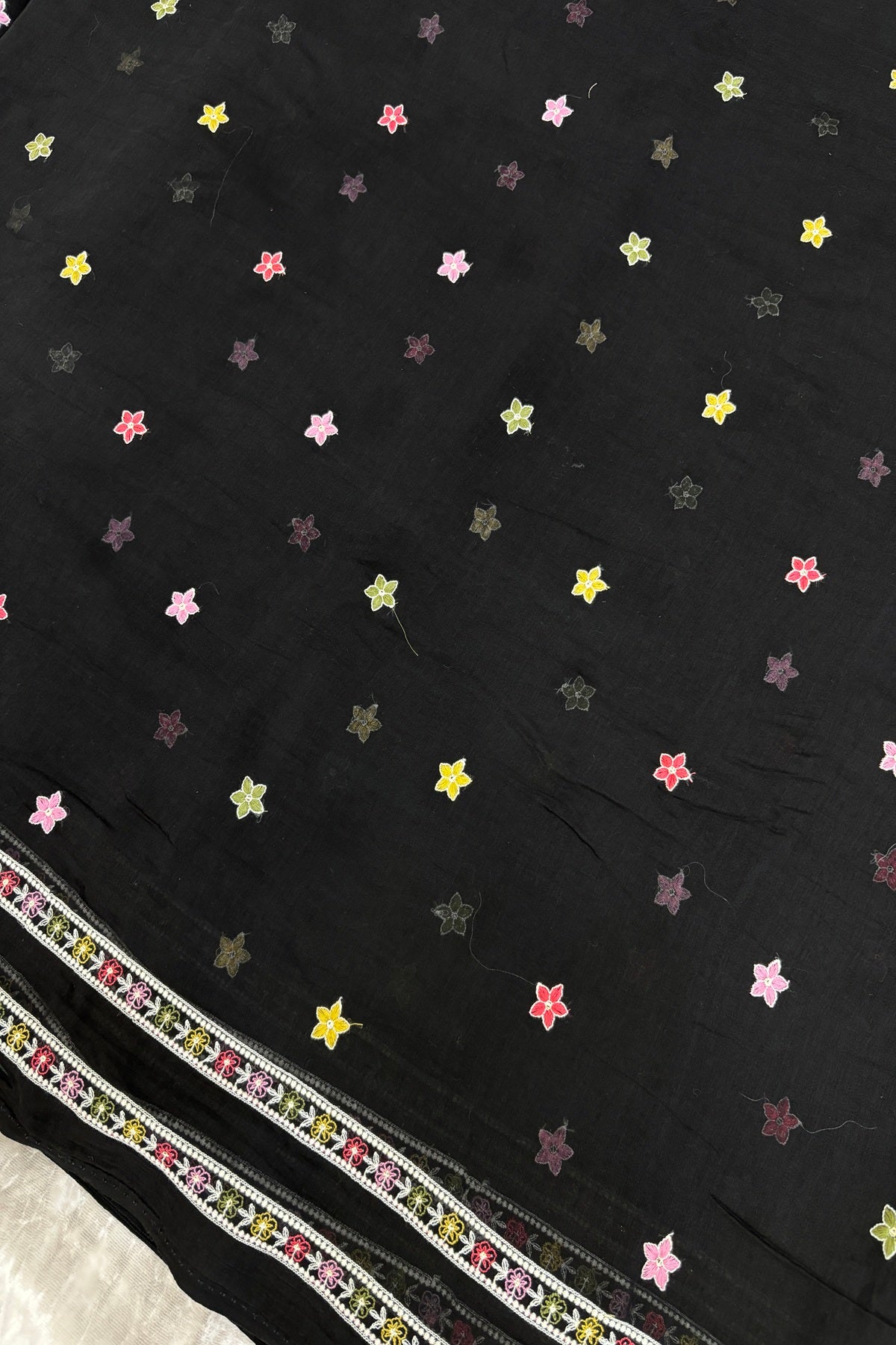 Tiny Flowers With Double Borders Embroidered Pure Mul Chanderi Fabric