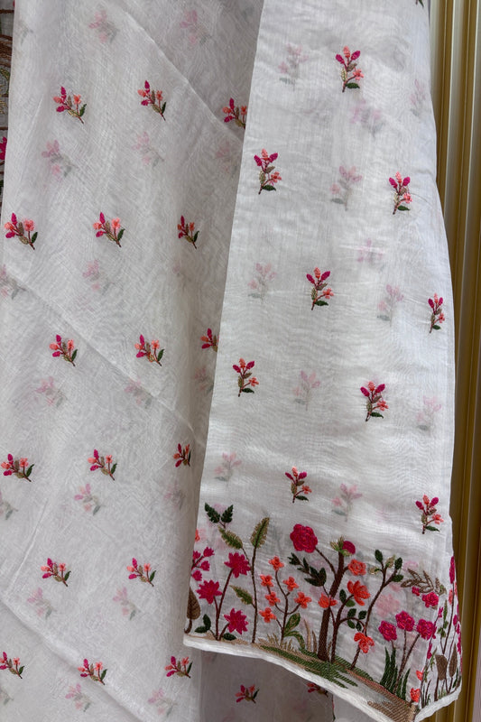 Vibrant Red & Peach Floral Off White Floral Pure Mul Chanderi Dupatta