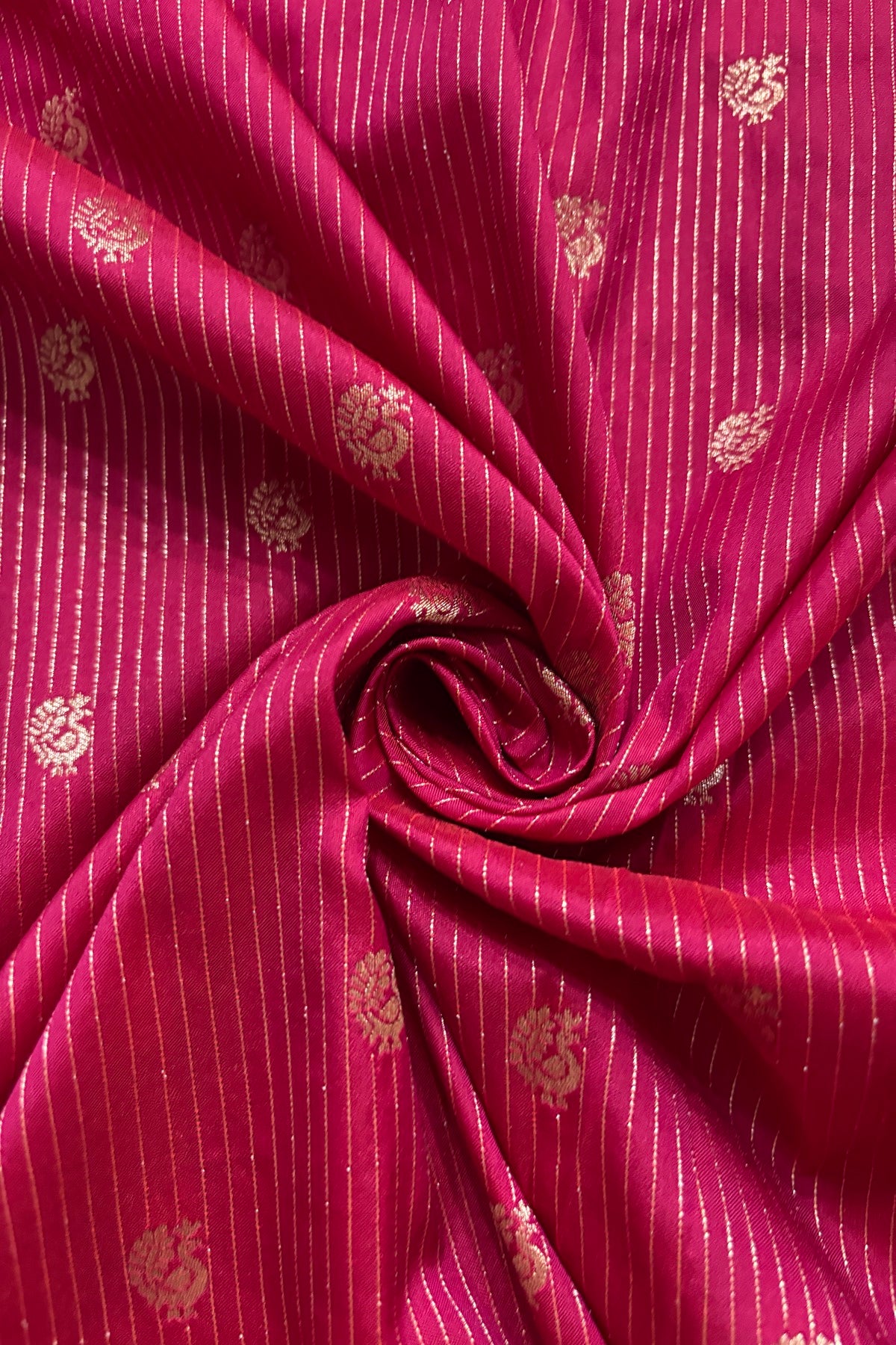 Annapakshi With Vertical Zari Woven Semi Rawsilk Fabric