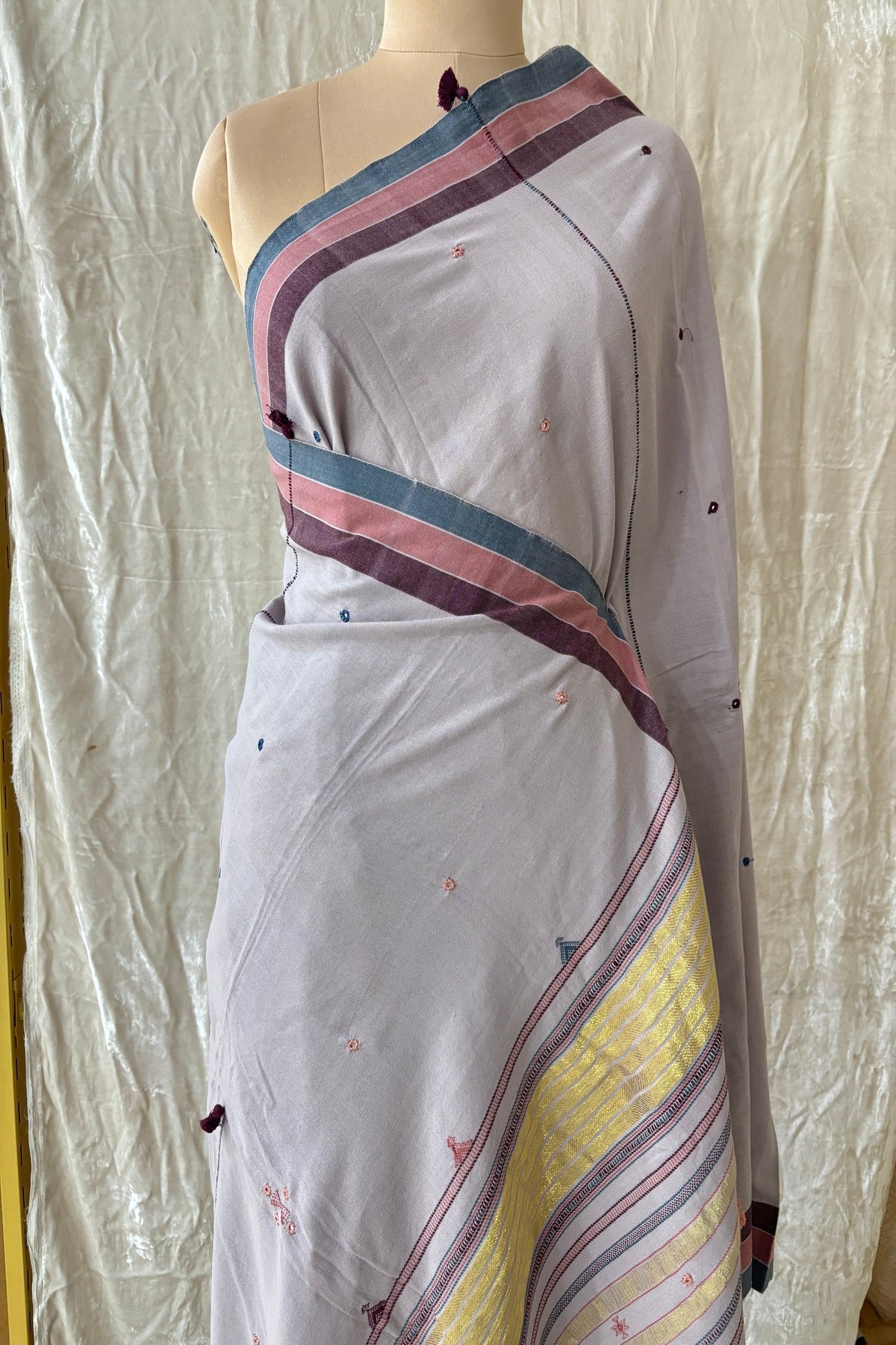 Misty Lavander Mirror Worked Handwoven Pure Kala Cotton Bujodi Dupatta