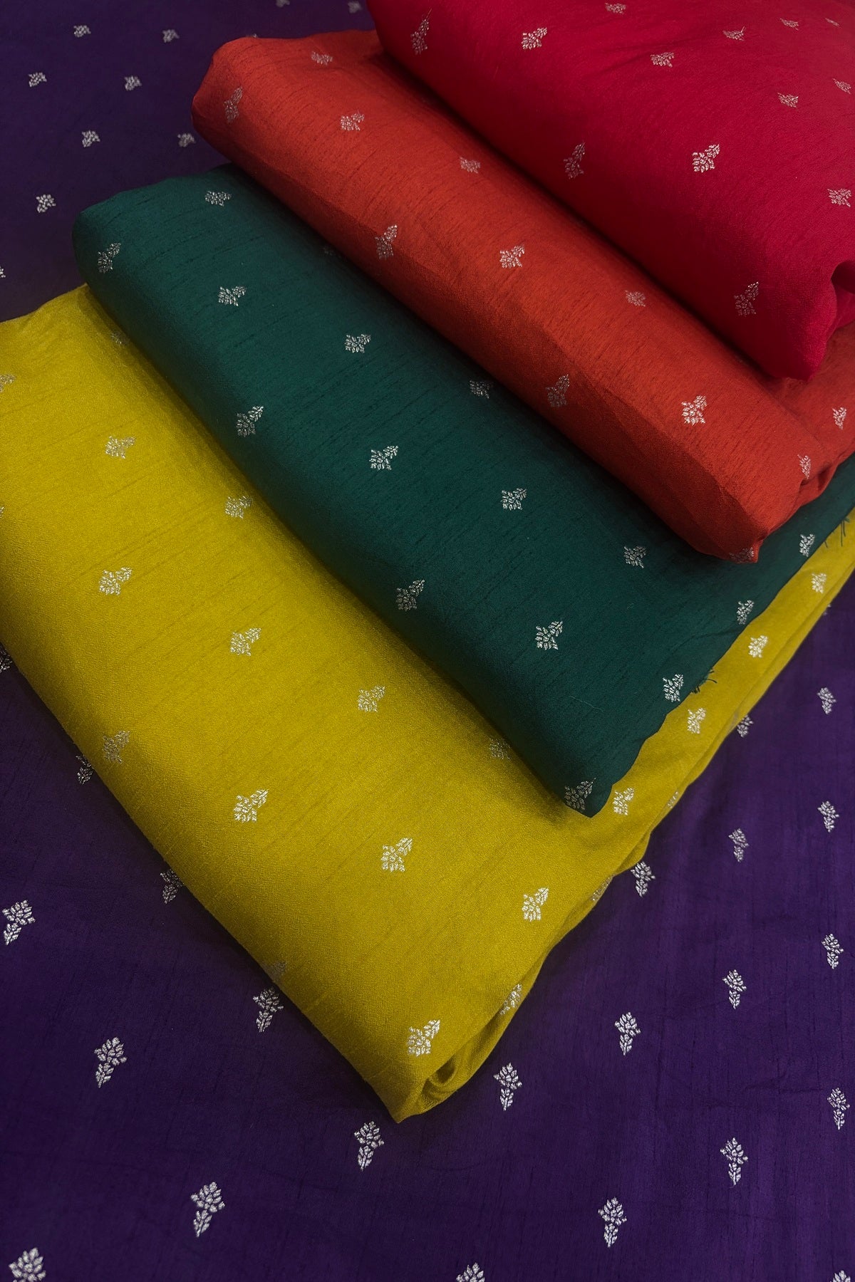 Matgold Zari Woven Floral Motif Semi Falling Rawsilk Fabric