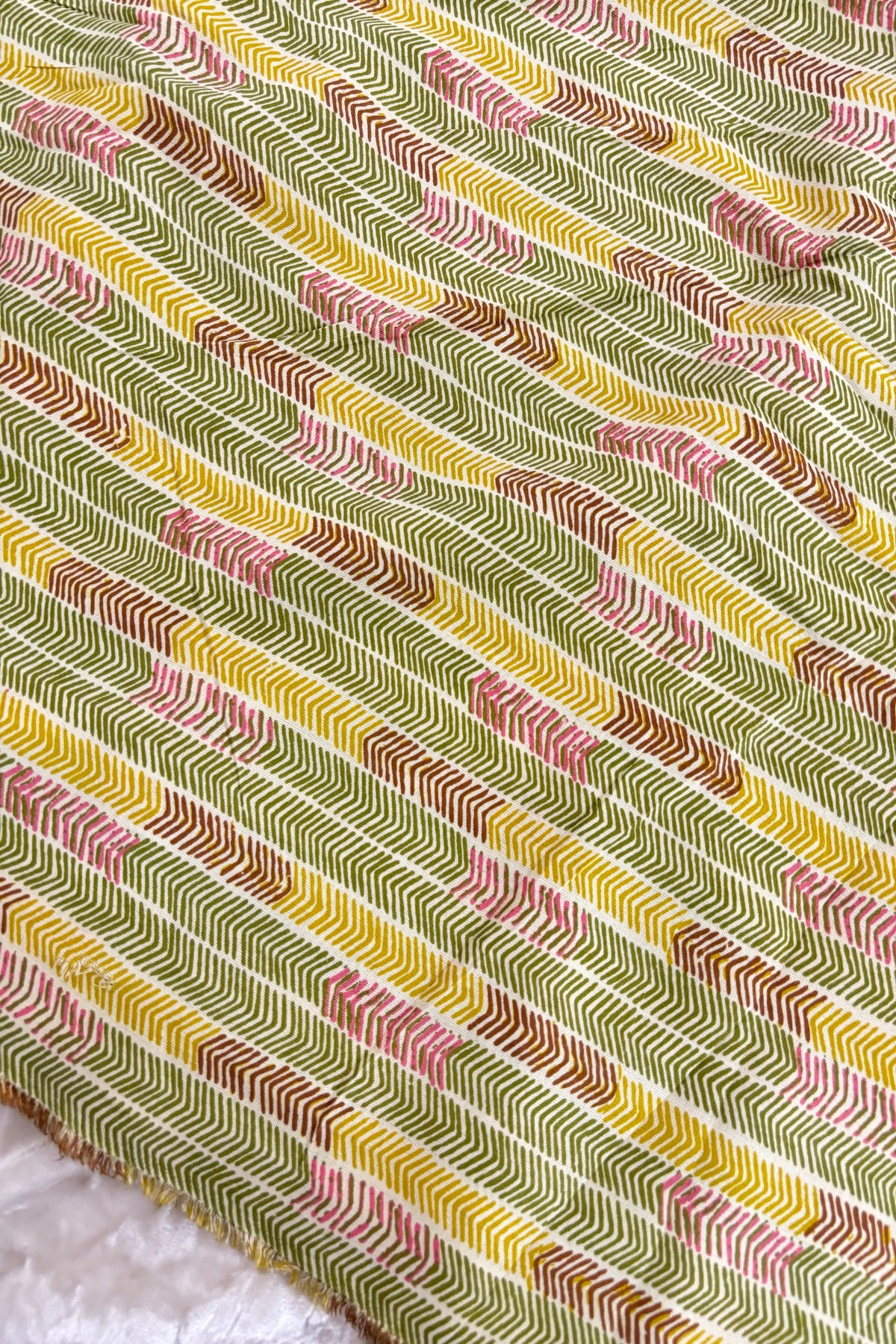 Chevron Style Digital Printed Rayon Cotton Fabric