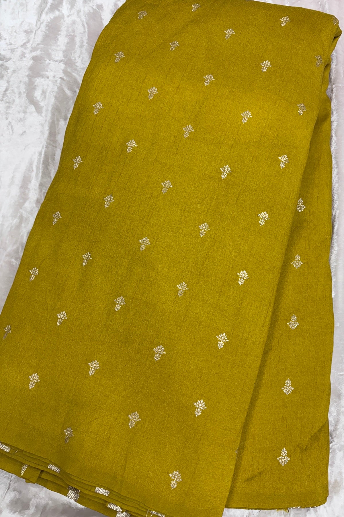 Matgold Zari Woven Floral Motif Semi Falling Rawsilk Fabric