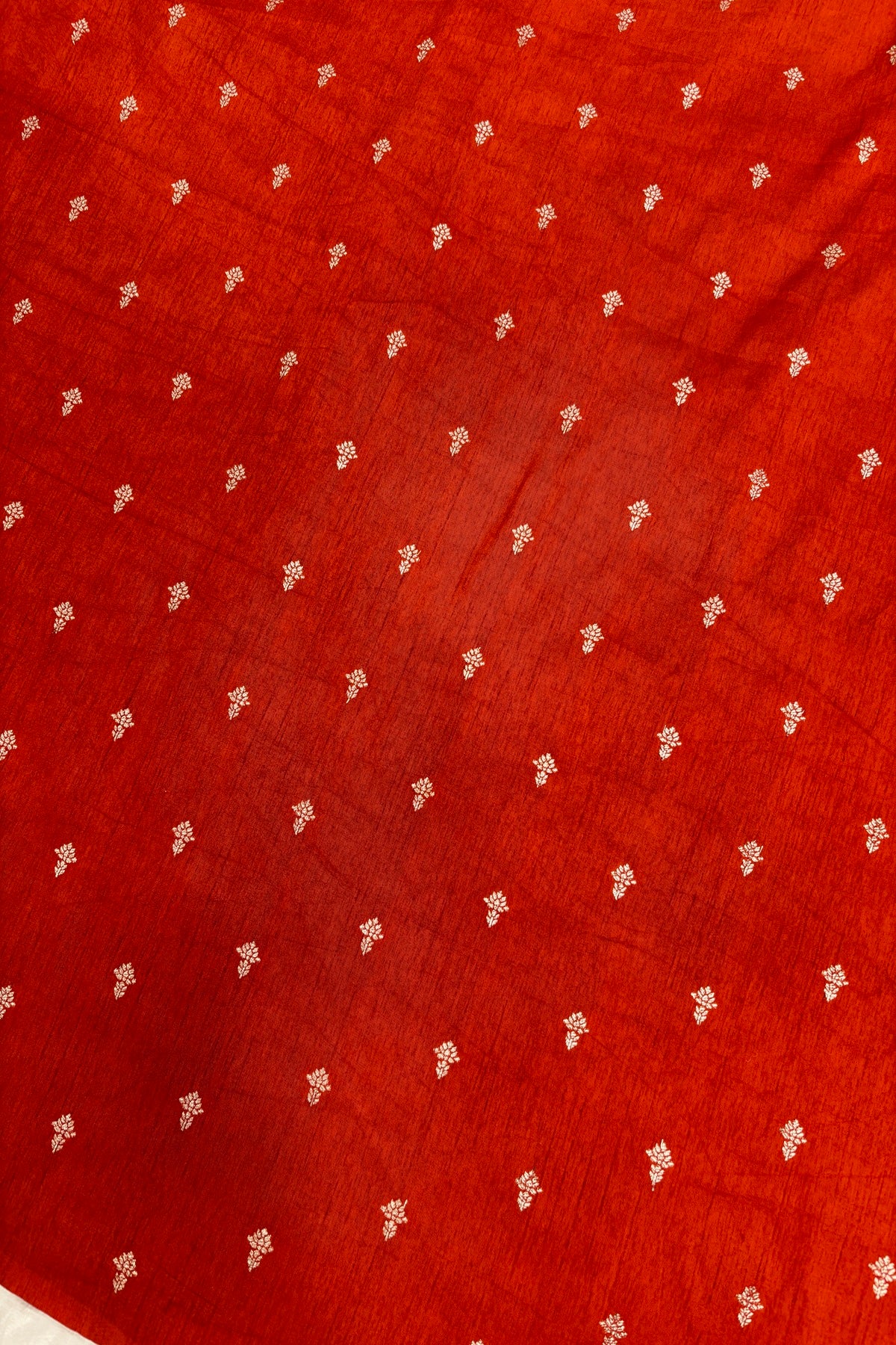 Matgold Zari Woven Floral Motif Semi Falling Rawsilk Fabric