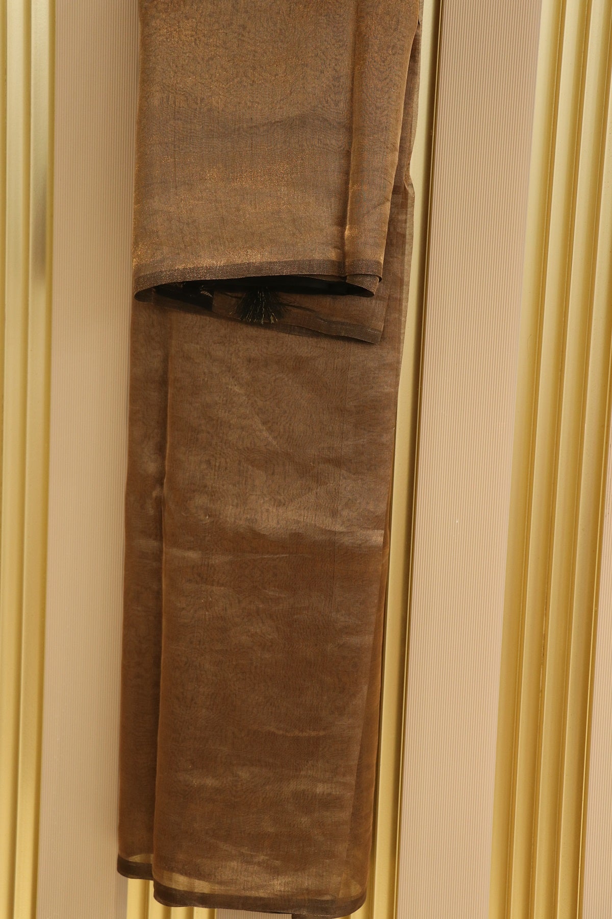 Pure Tissue Organza With Chinya Woven Pallu Banarasi Dupatta