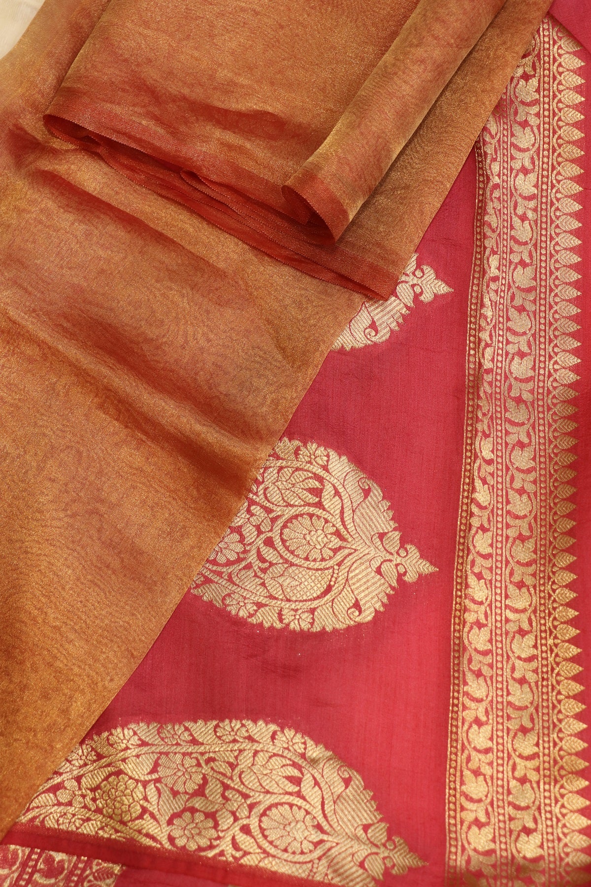 Pure Tissue Organza With Chinya Woven Pallu Banarasi Dupatta