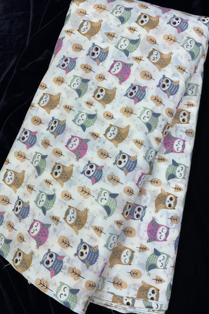 Baby Owls Of Guardian Cartoon Printed Pure Cotton Fabric