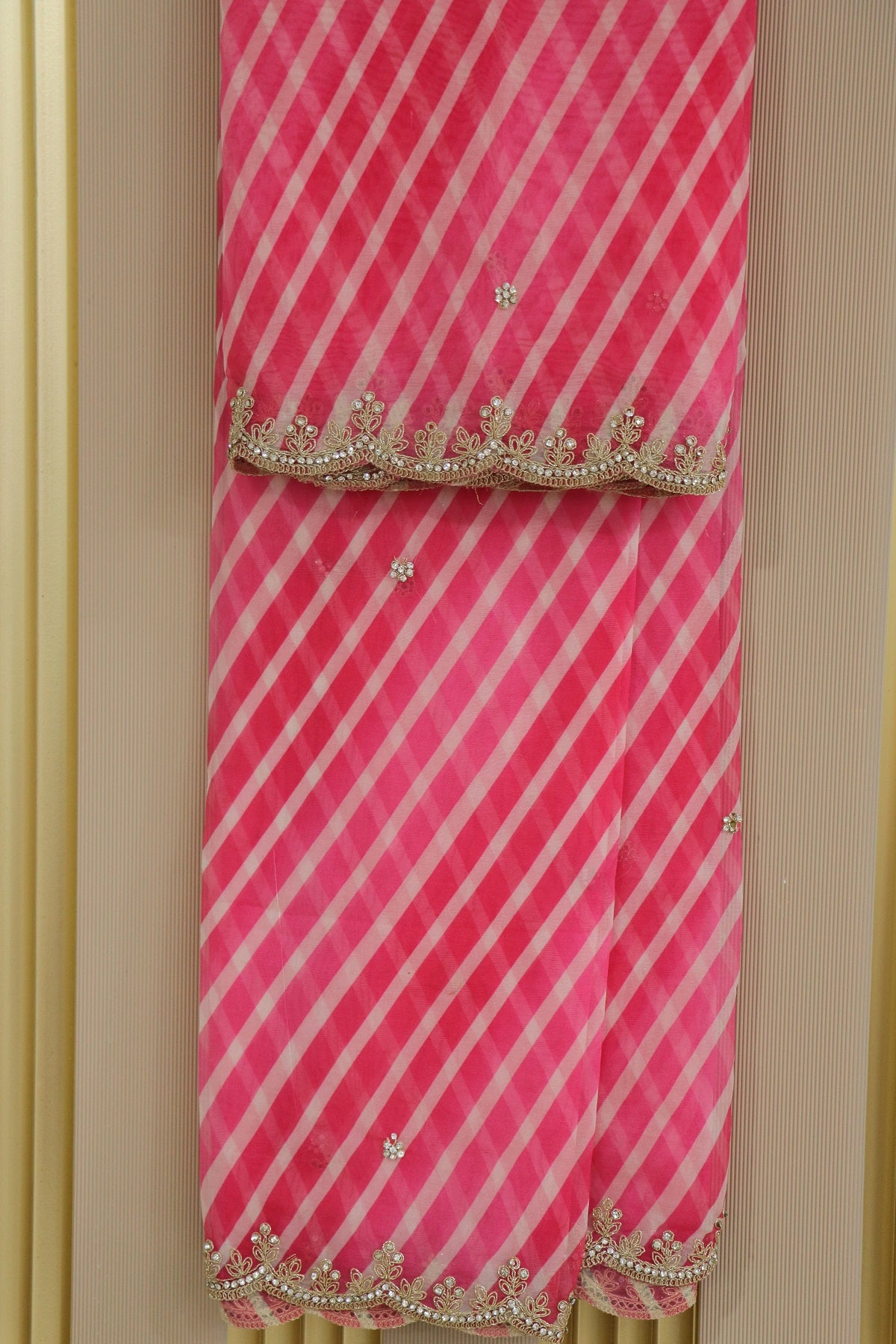 Leheriya Printed Dual Shaded Organza Scalloped Dupatta With Zari Cording & Stones