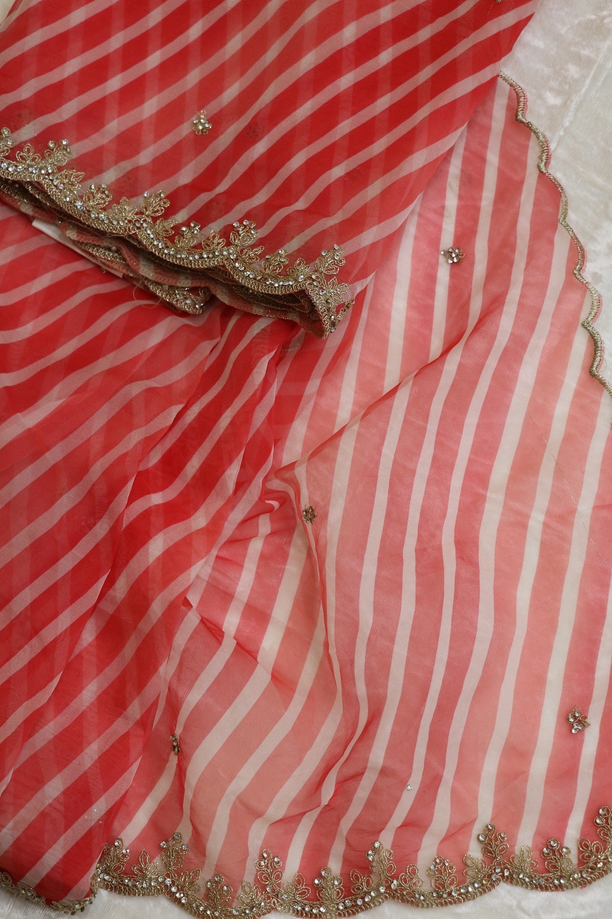 Leheriya Printed Dual Shaded Organza Scalloped Dupatta With Zari Cording & Stones