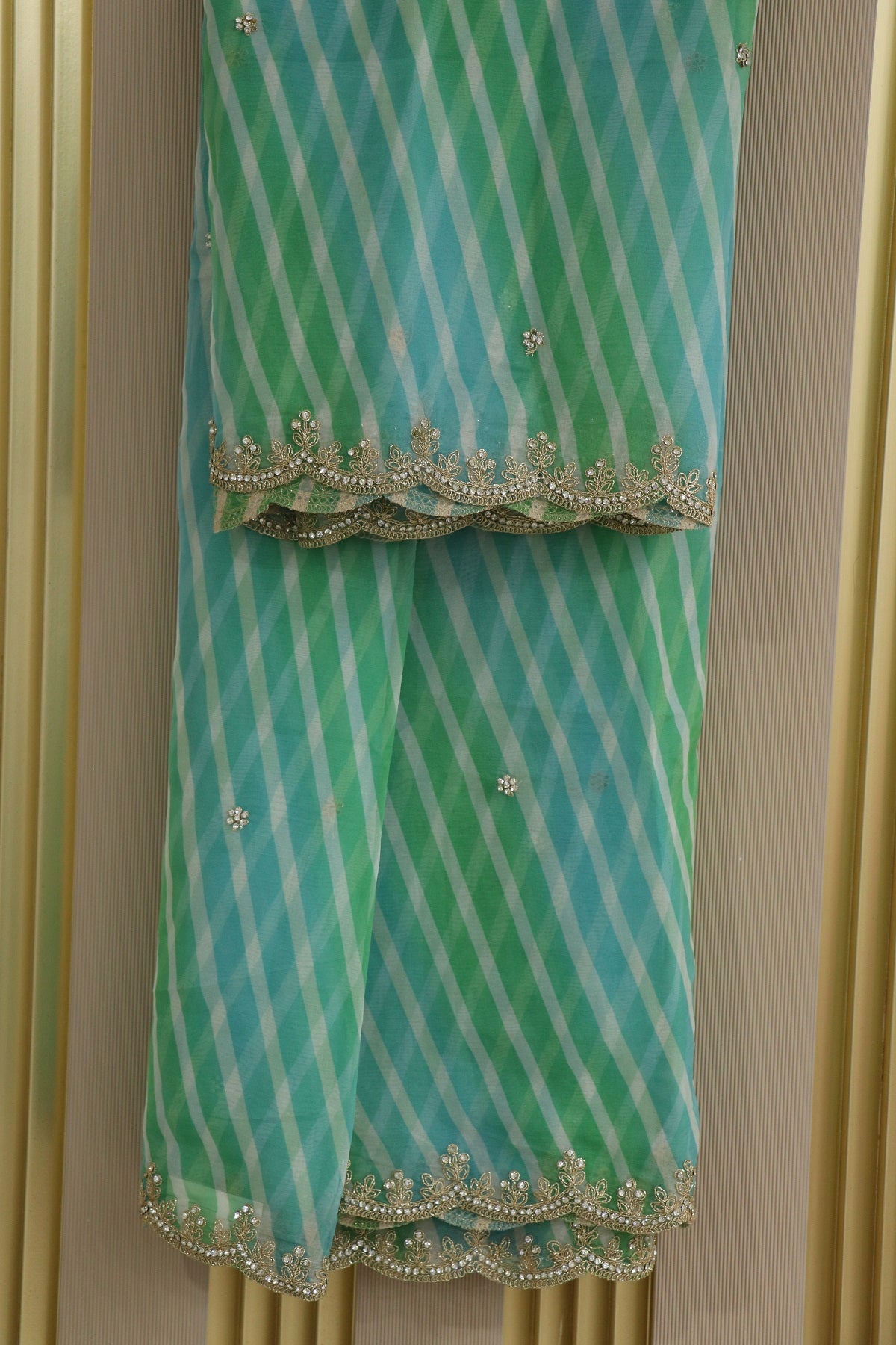 Leheriya Printed Dual Shaded Organza Scalloped Dupatta With Zari Cording & Stones