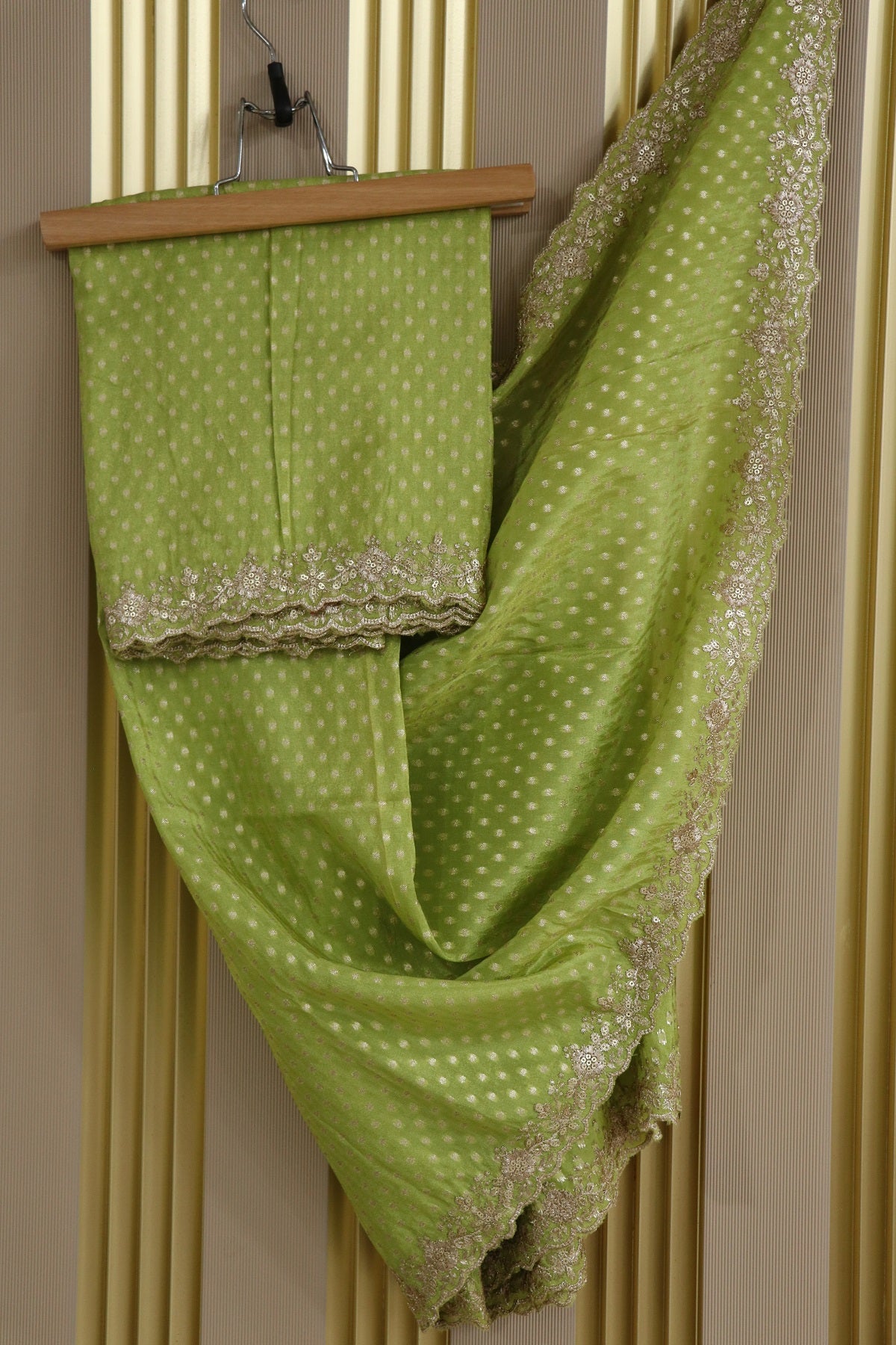 Polka Dota Woven Uppada Tissue Dupatta With Scallop Boder