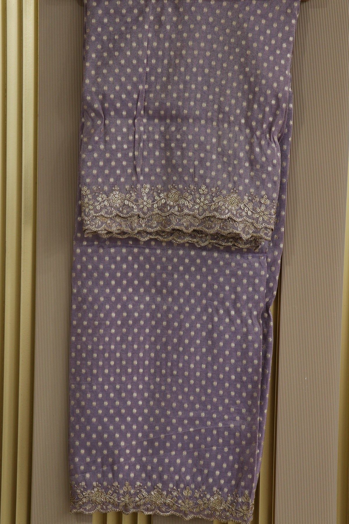 Polka Dota Woven Uppada Tissue Dupatta With Scallop Boder