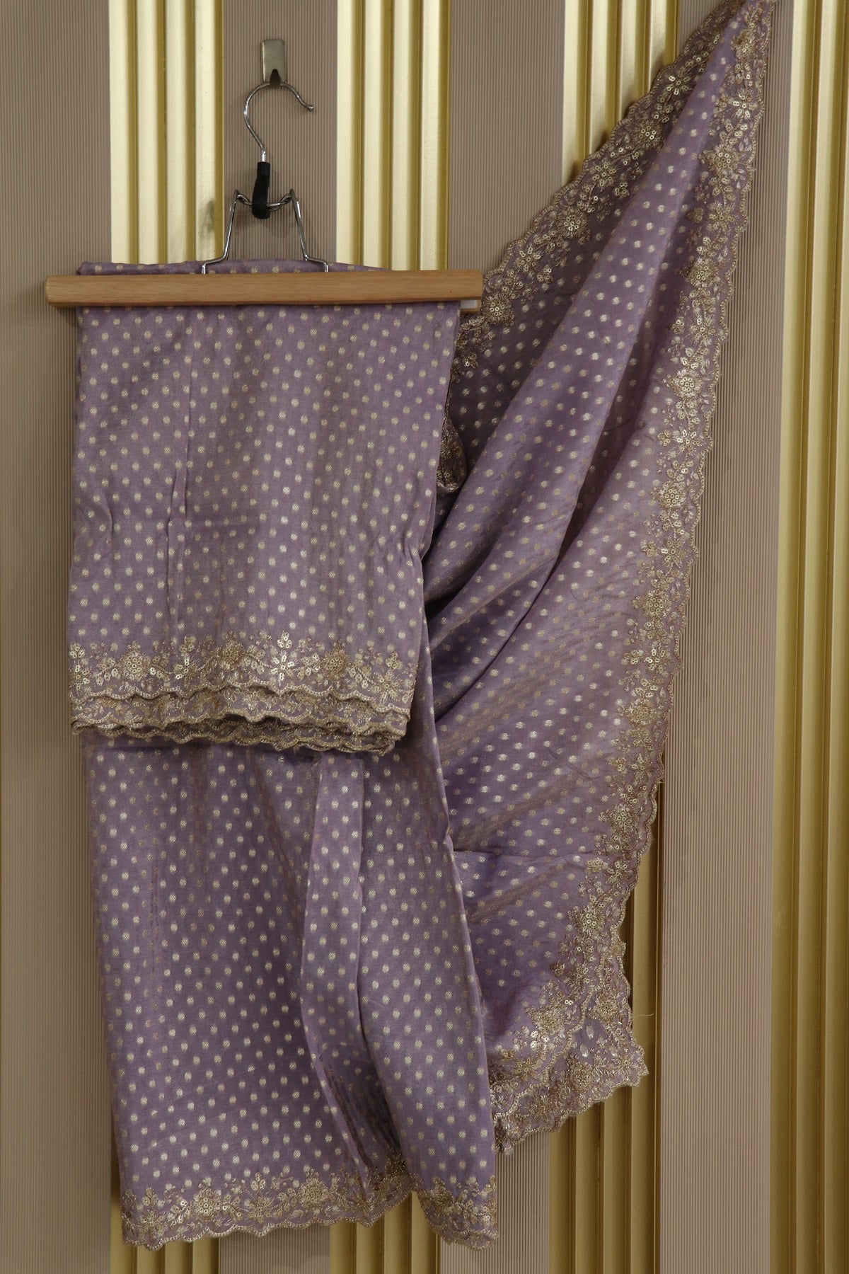 Polka Dota Woven Uppada Tissue Dupatta With Scallop Boder