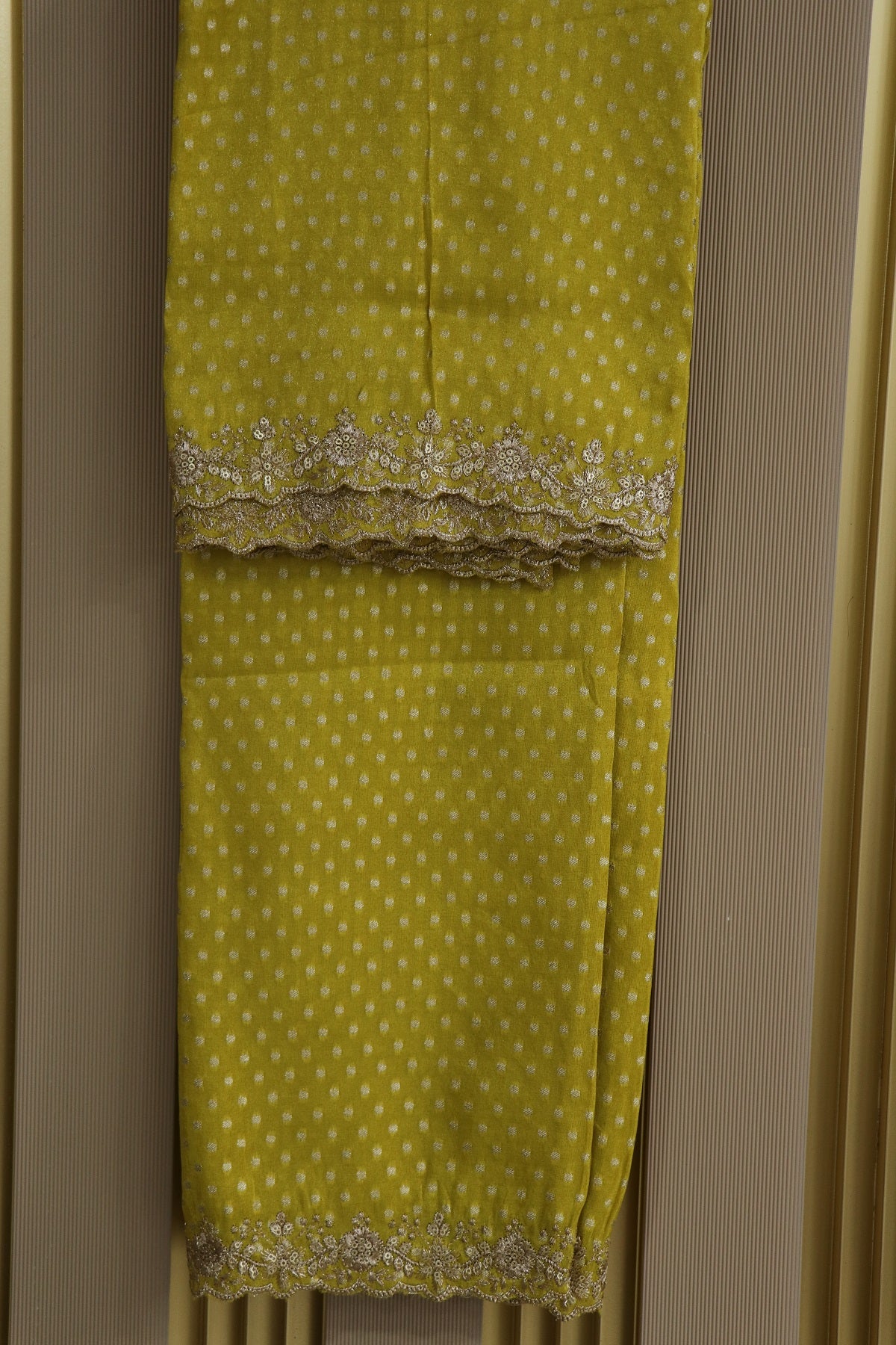 Polka Dota Woven Uppada Tissue Dupatta With Scallop Boder