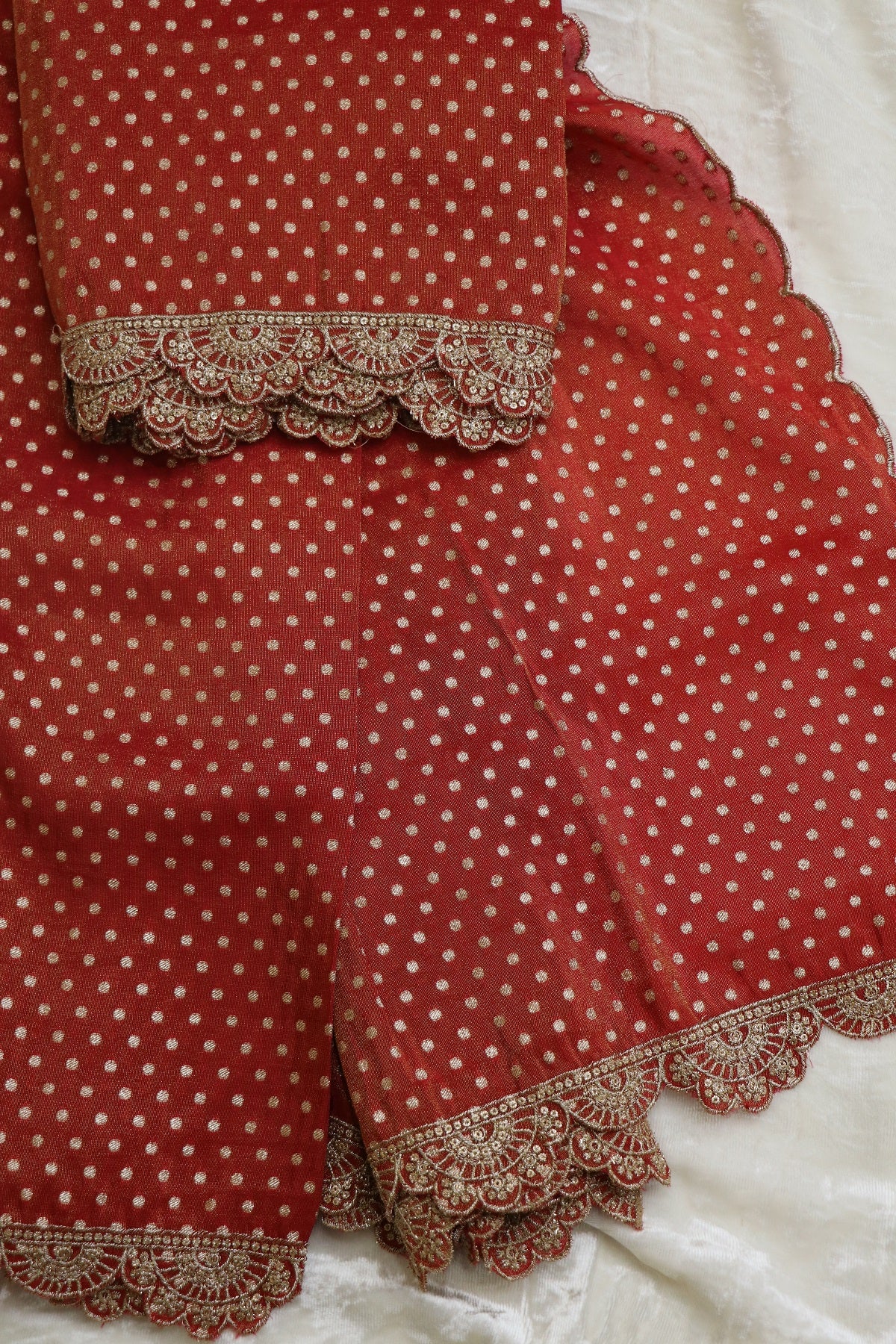 Polka Dota Woven Uppada Tissue Dupatta With Scallop Embroidery & Sequins