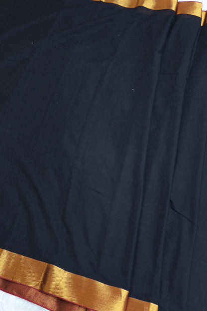 Naryanpet Cottons With Traditional Kaddi Border